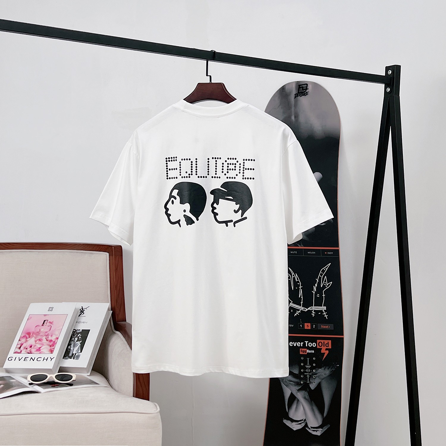 LV clothing-158