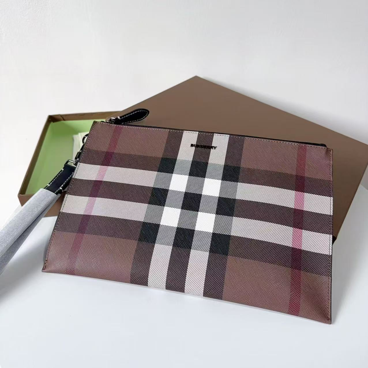 Burberry bag-87