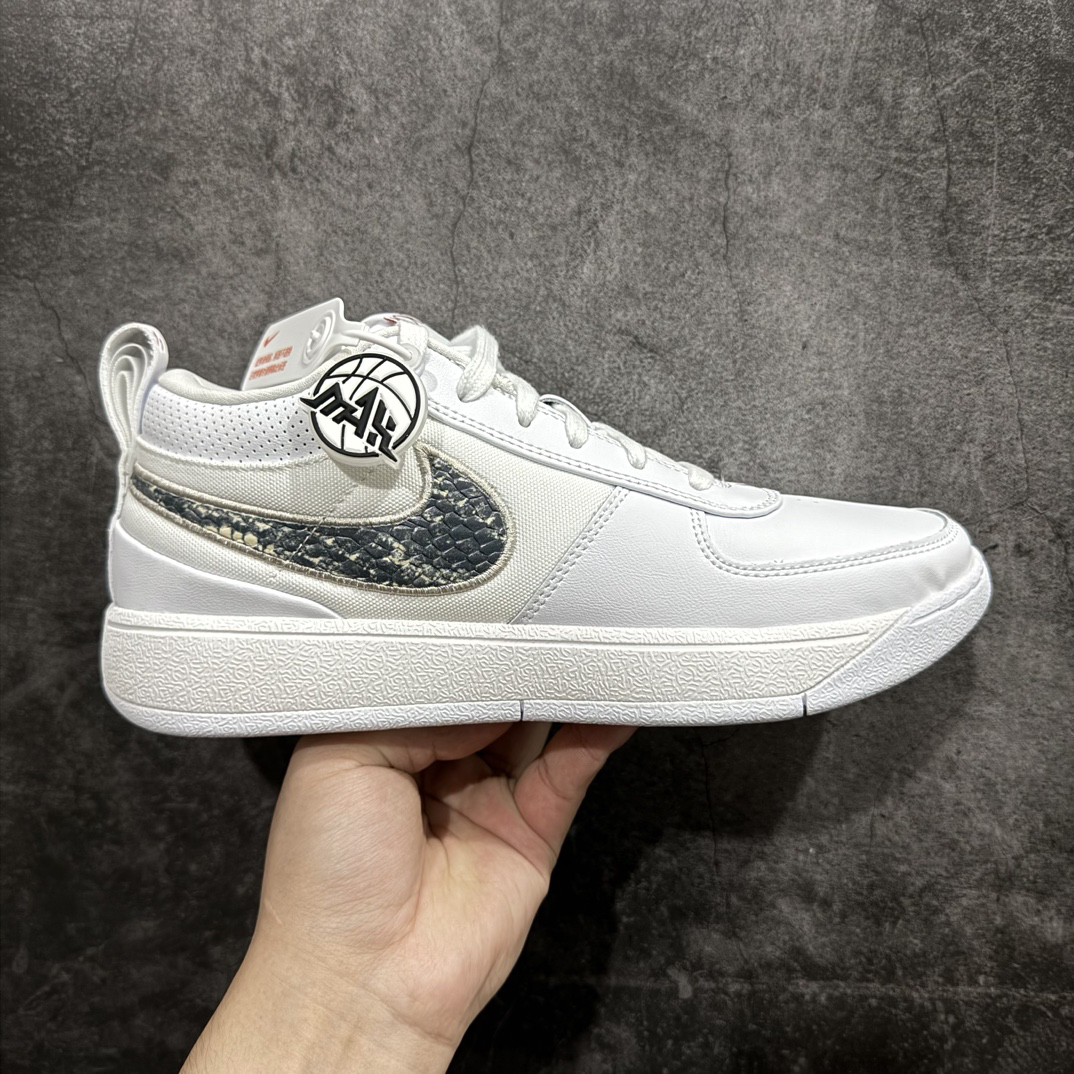 Nike Sneakers-139