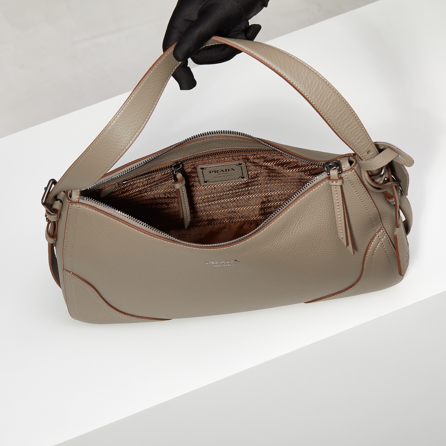 Prada bag-270