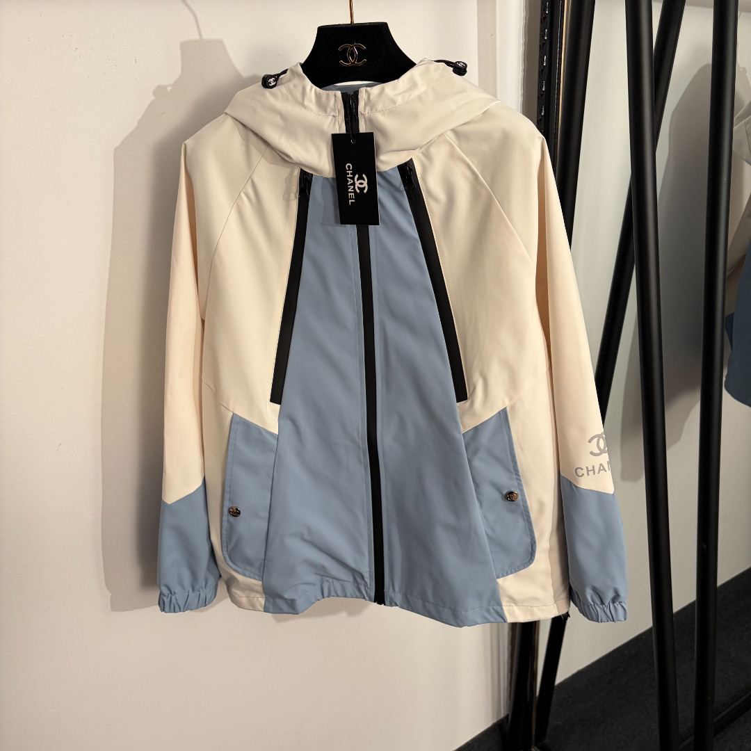 Chanel Clothing-209