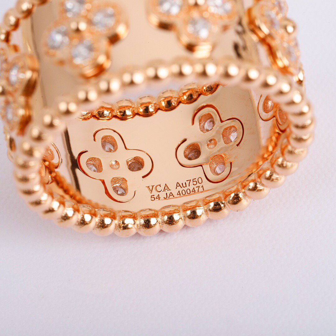Van Cleef & Arpels ring-57