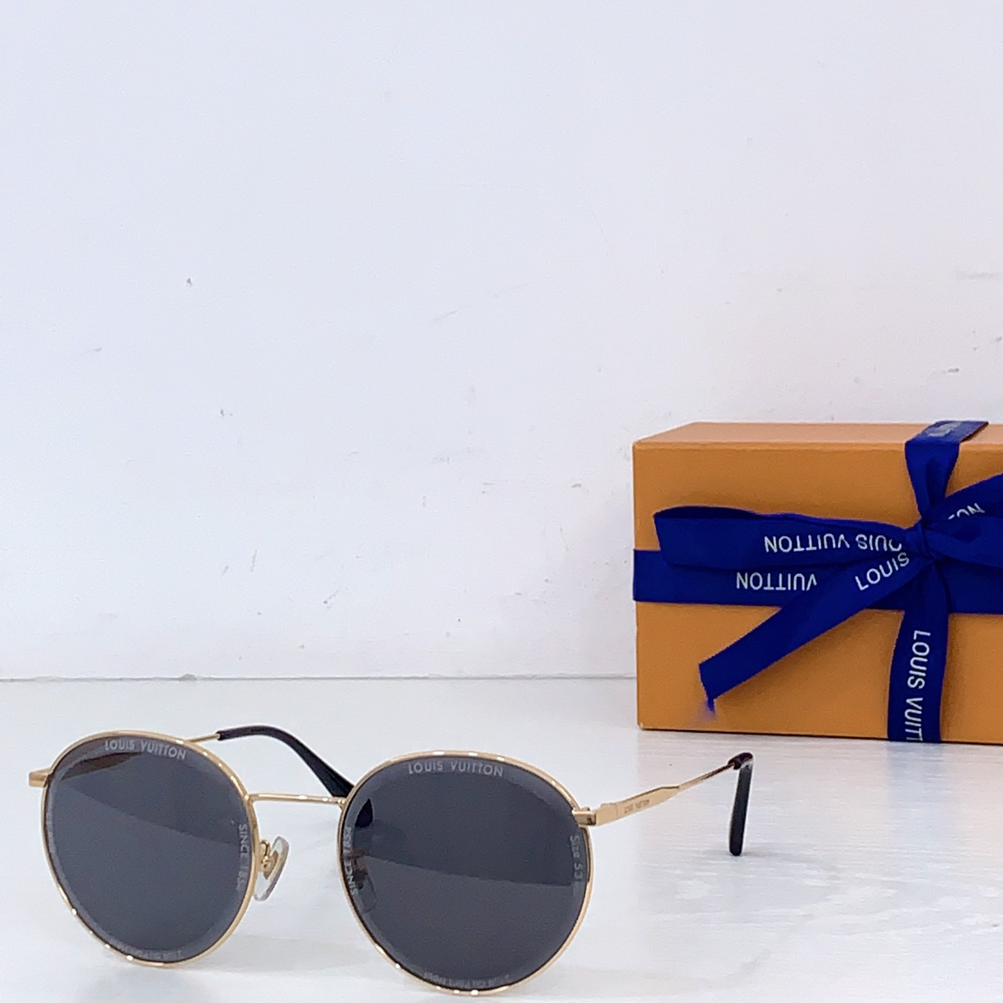 LV glasses-71