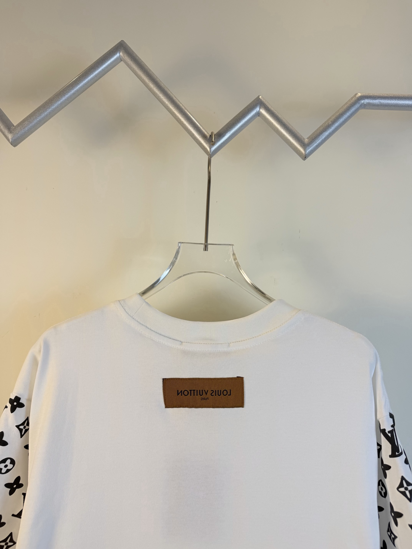 LV clothing-101