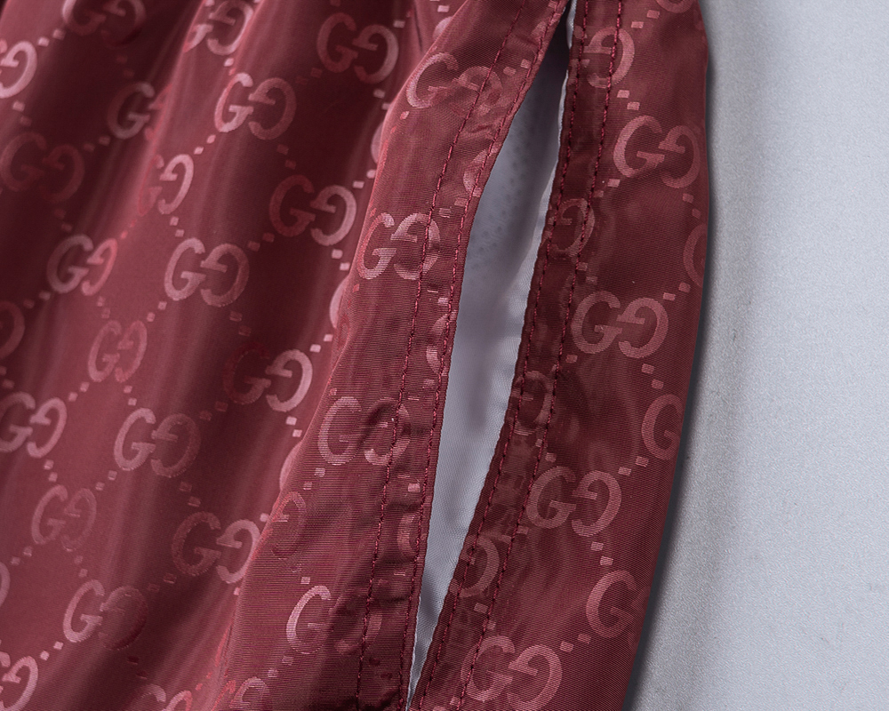 Gucci clothing-104