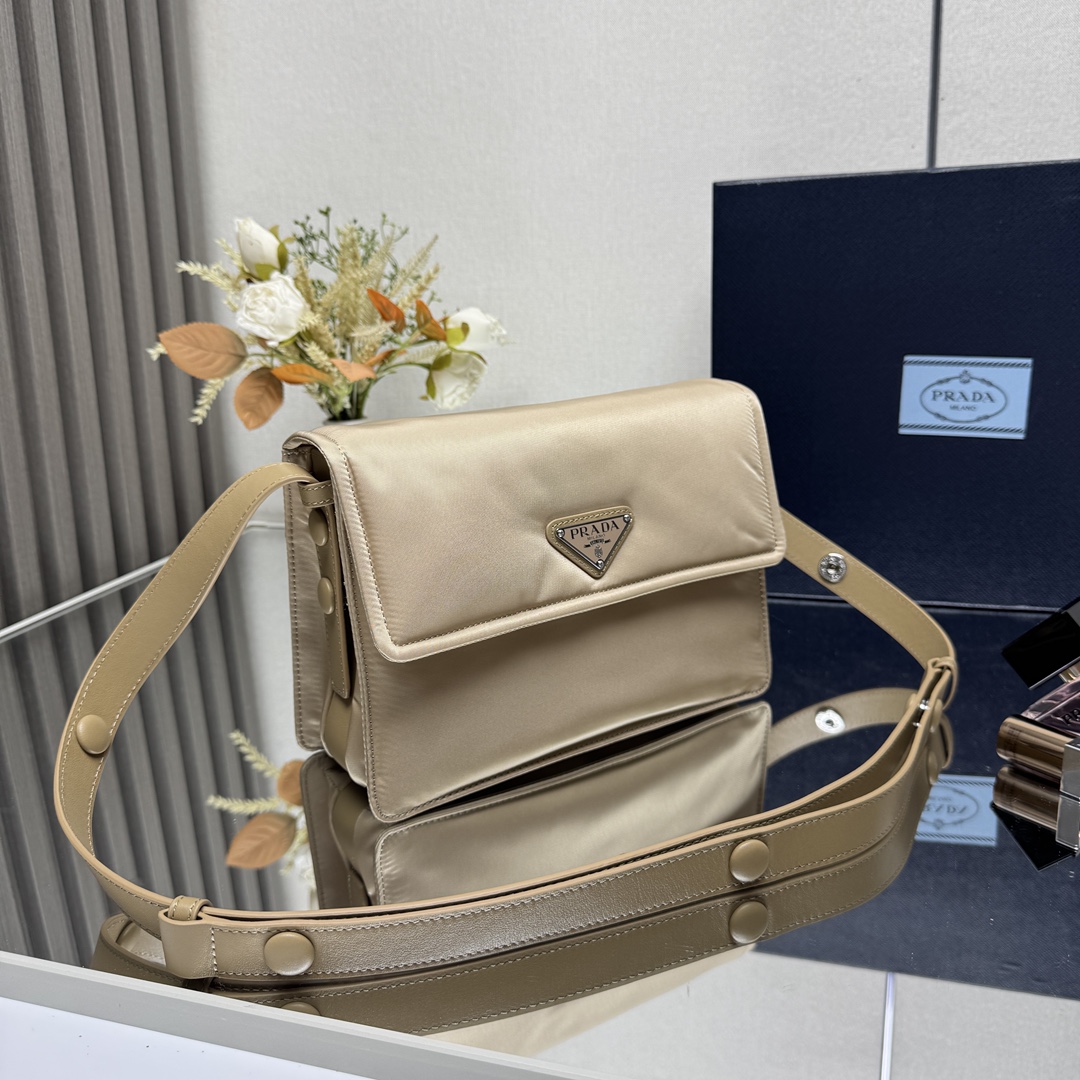 Prada bag-101