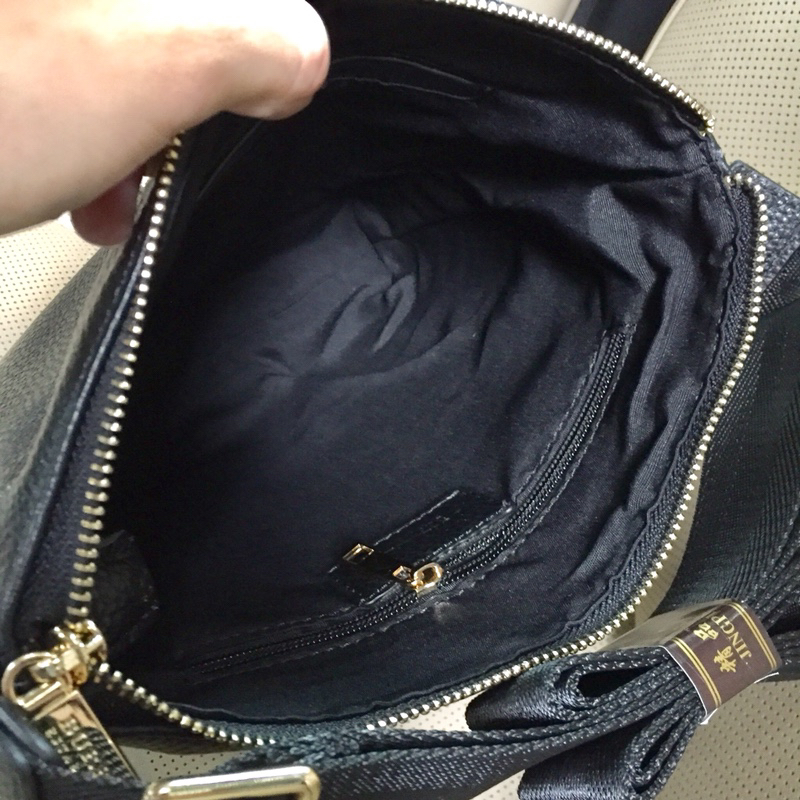 Burberry bag-131