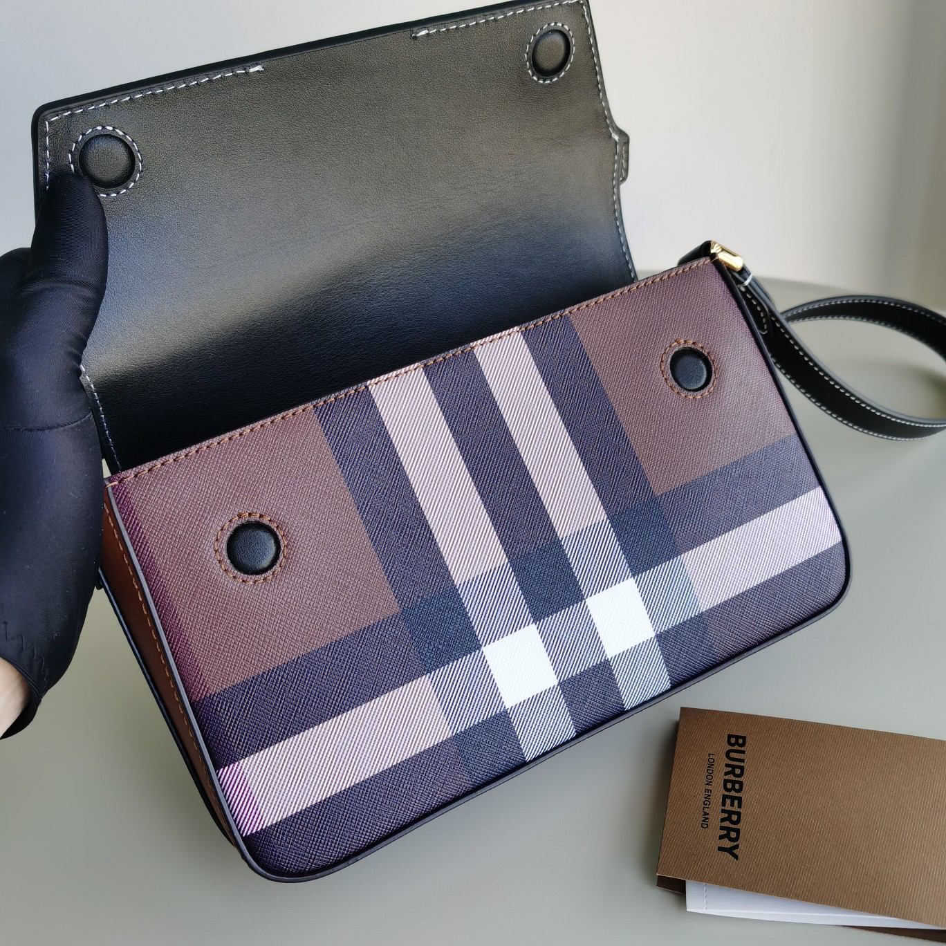 Burberry bag-60