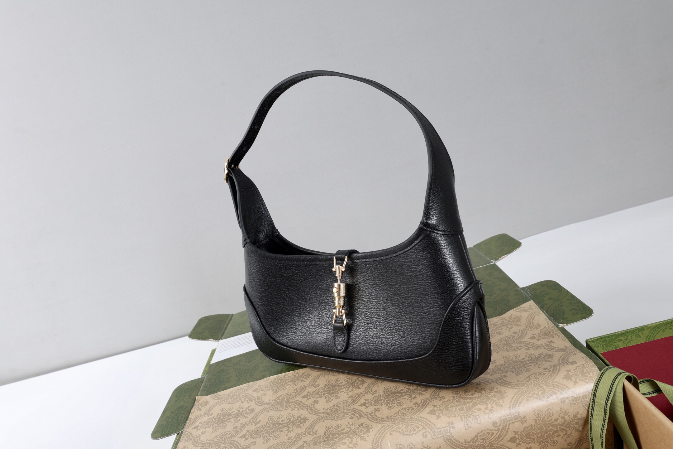 Gucci new bag-28