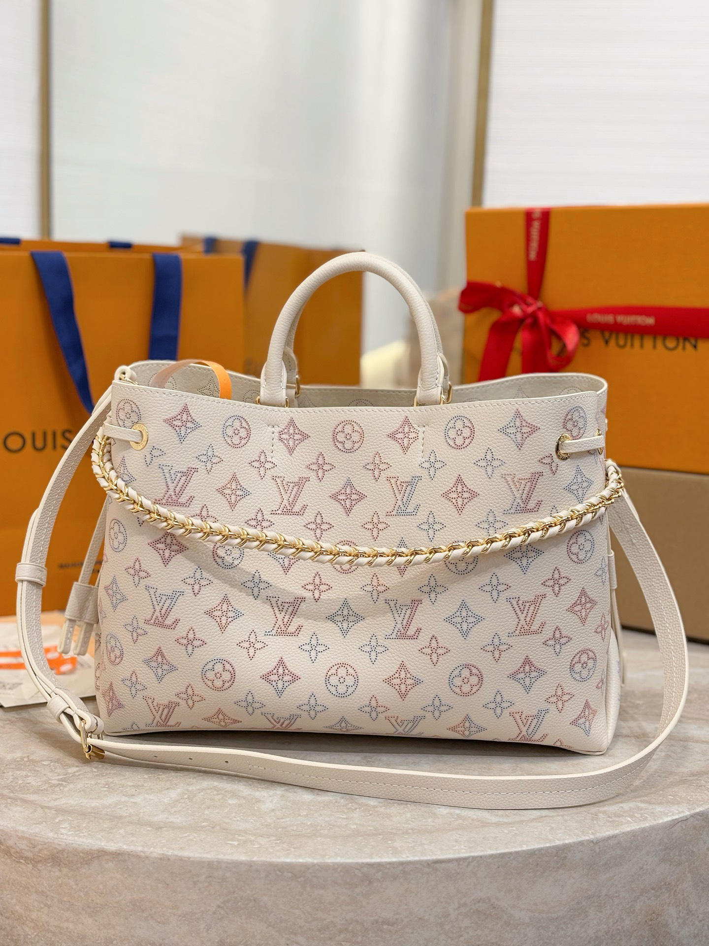 Louis Vuitton bag-180