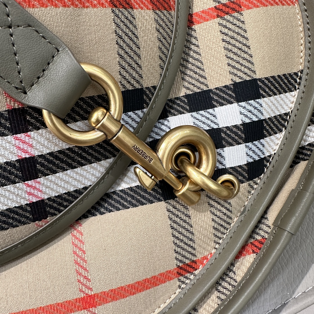 Burberry bag-2