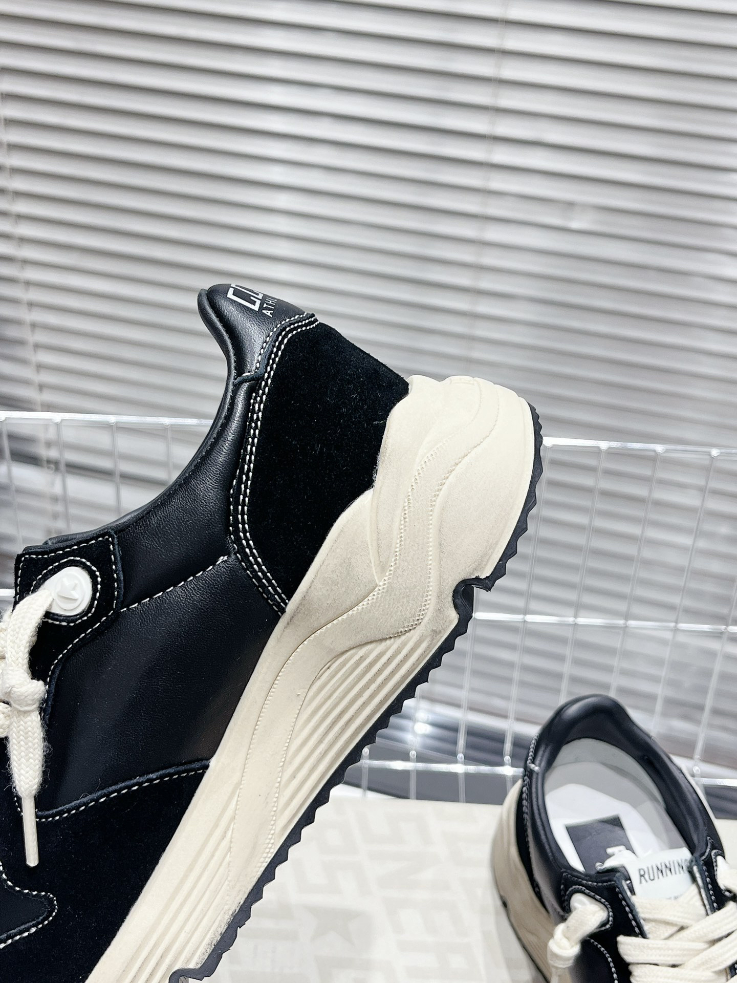 Golden Goose Sneakers-7