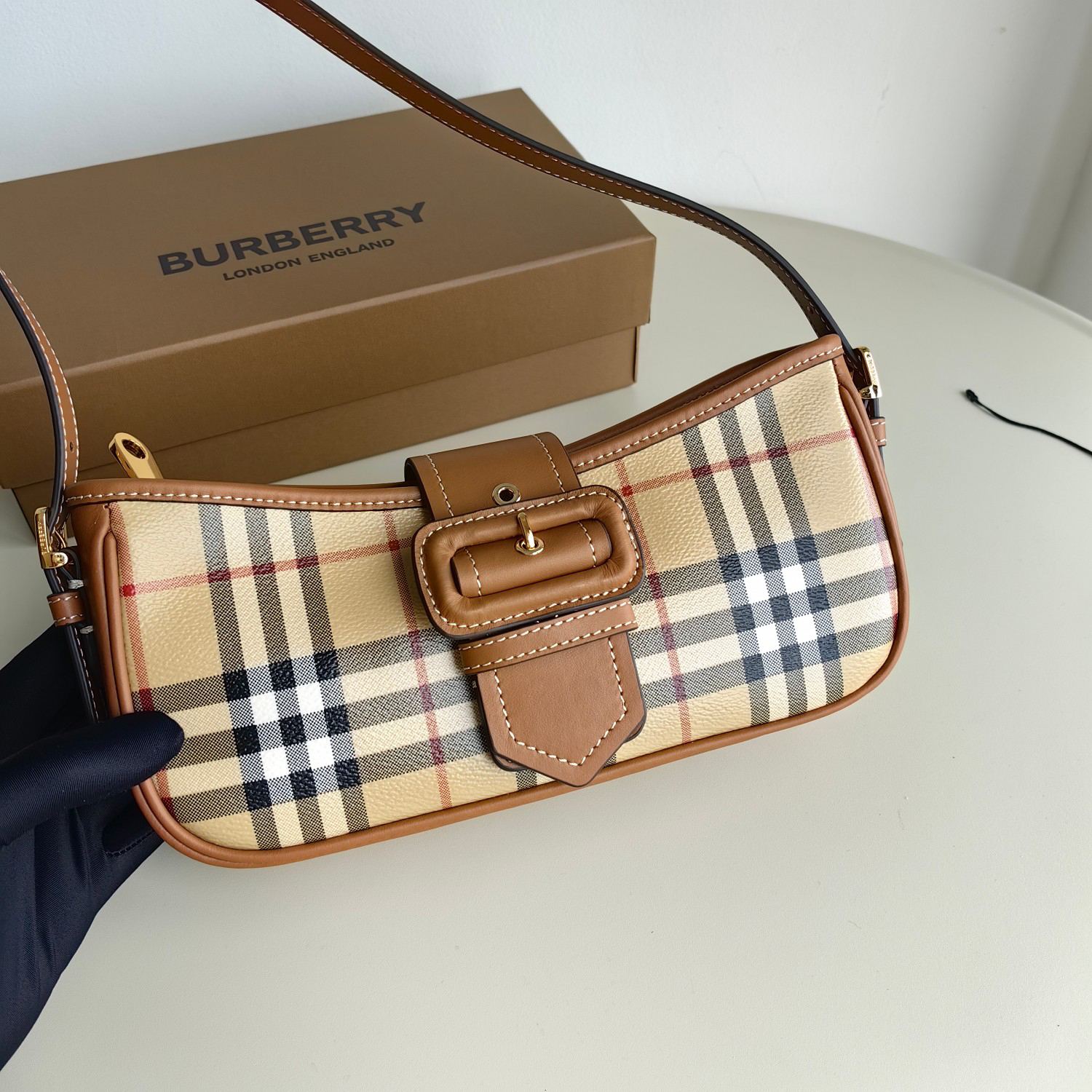 Burberry bag-39