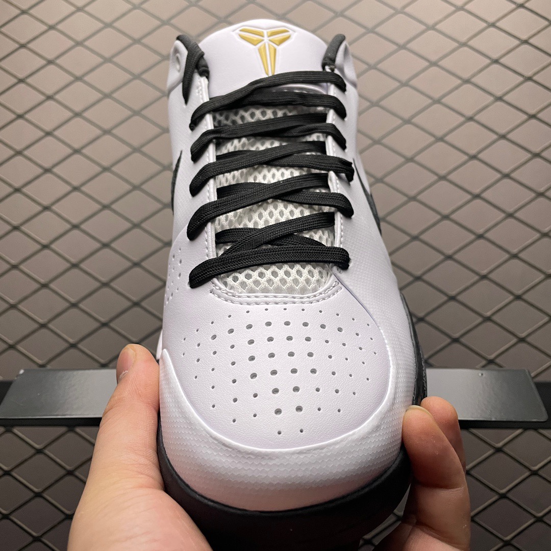 Nike Sneakers-105