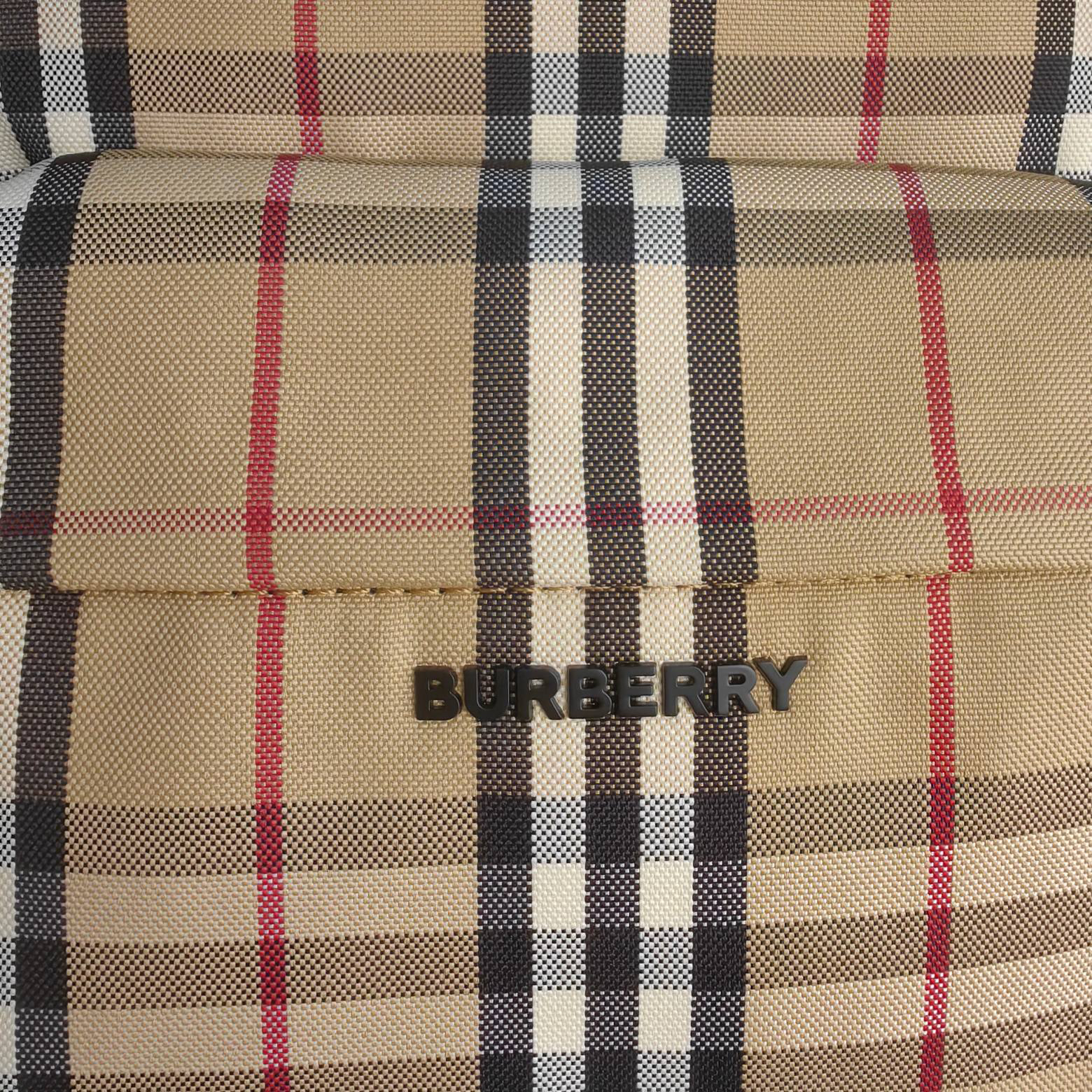 Burberry bag-116