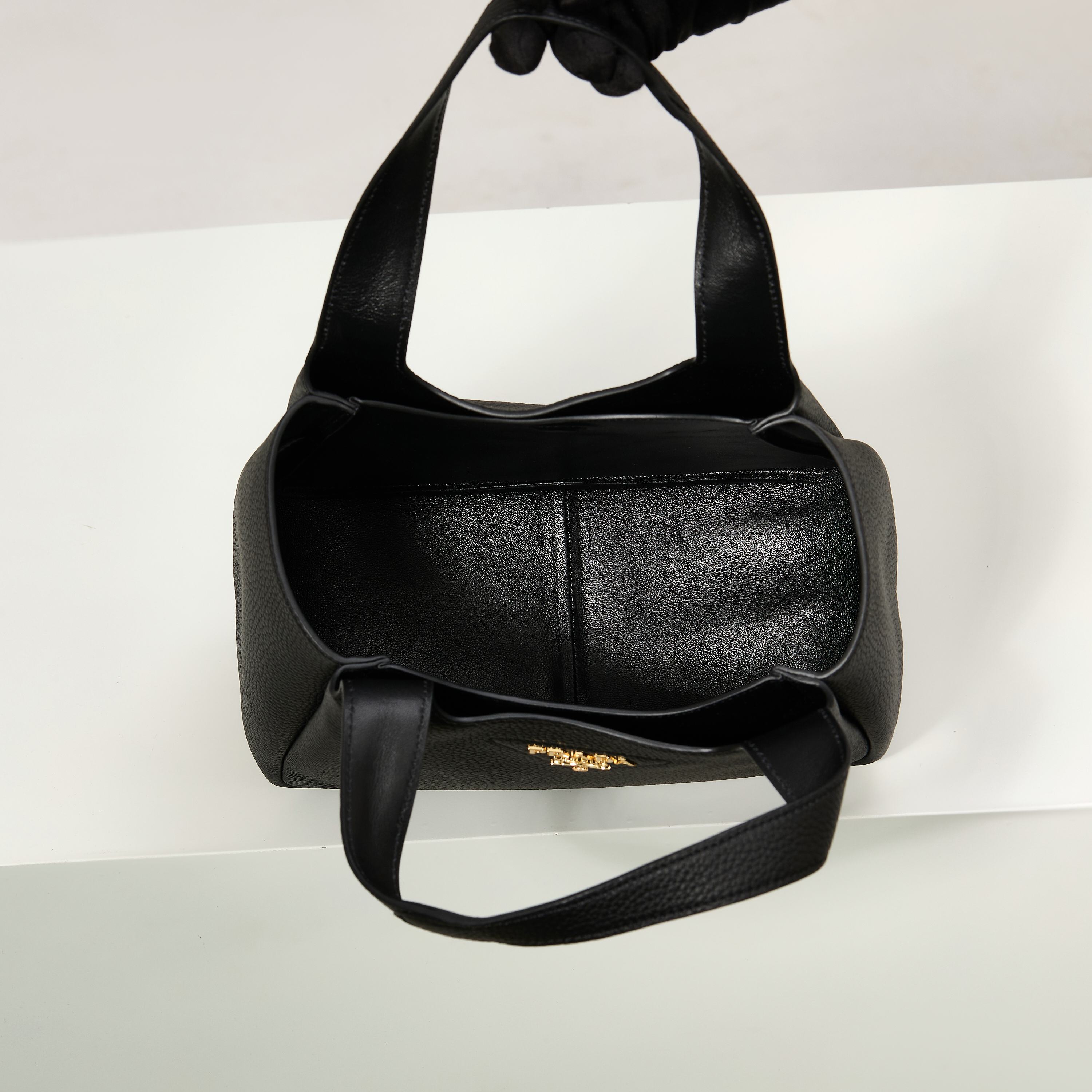 Prada bag-112