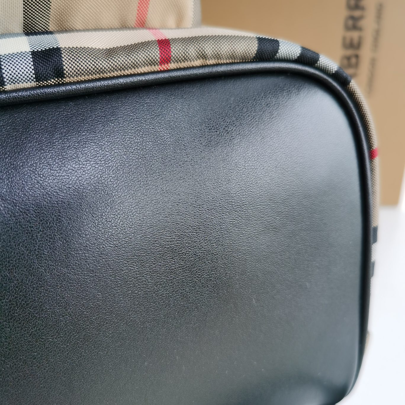 Burberry bag-118