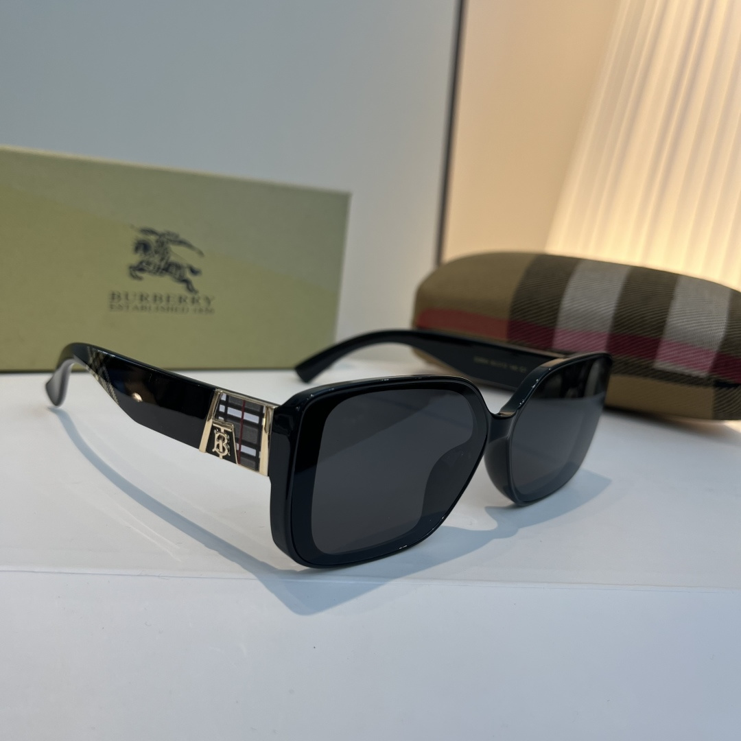 Burberry glasses-44