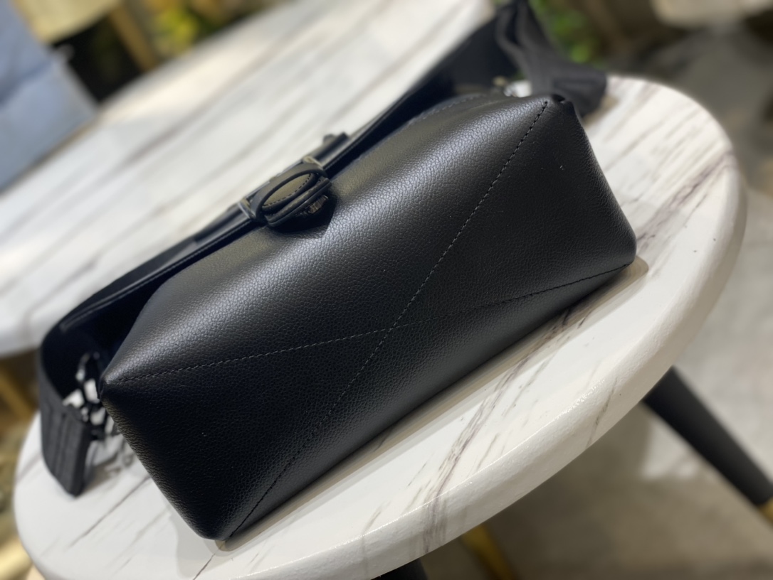 Louis Vuitton Saumur Messenger Monogram Eclipse Coated Canvas M45911