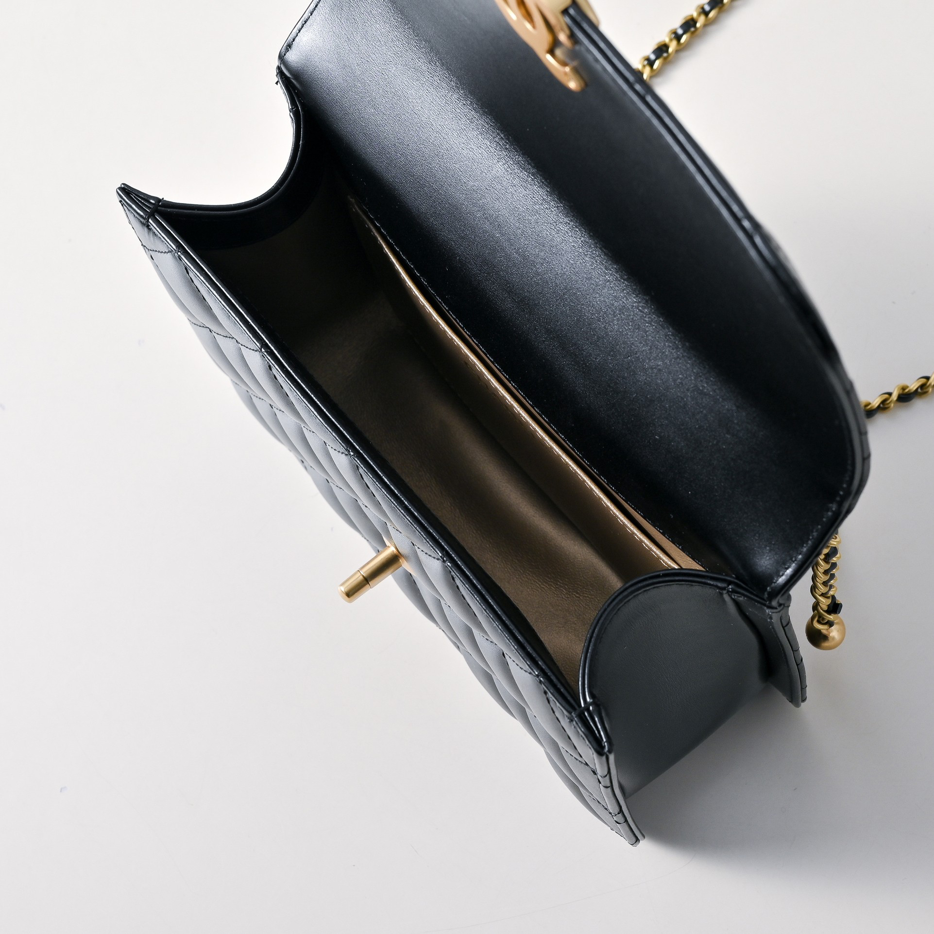 Chanel bag-108