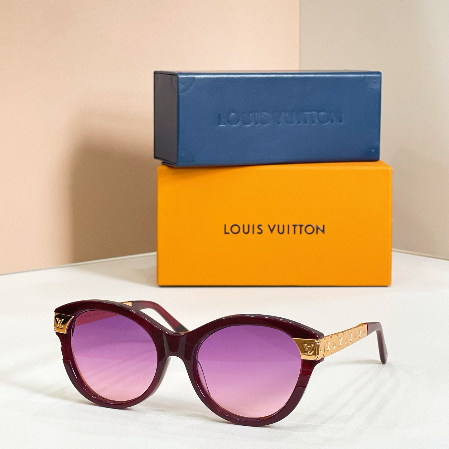 LV glasses-31