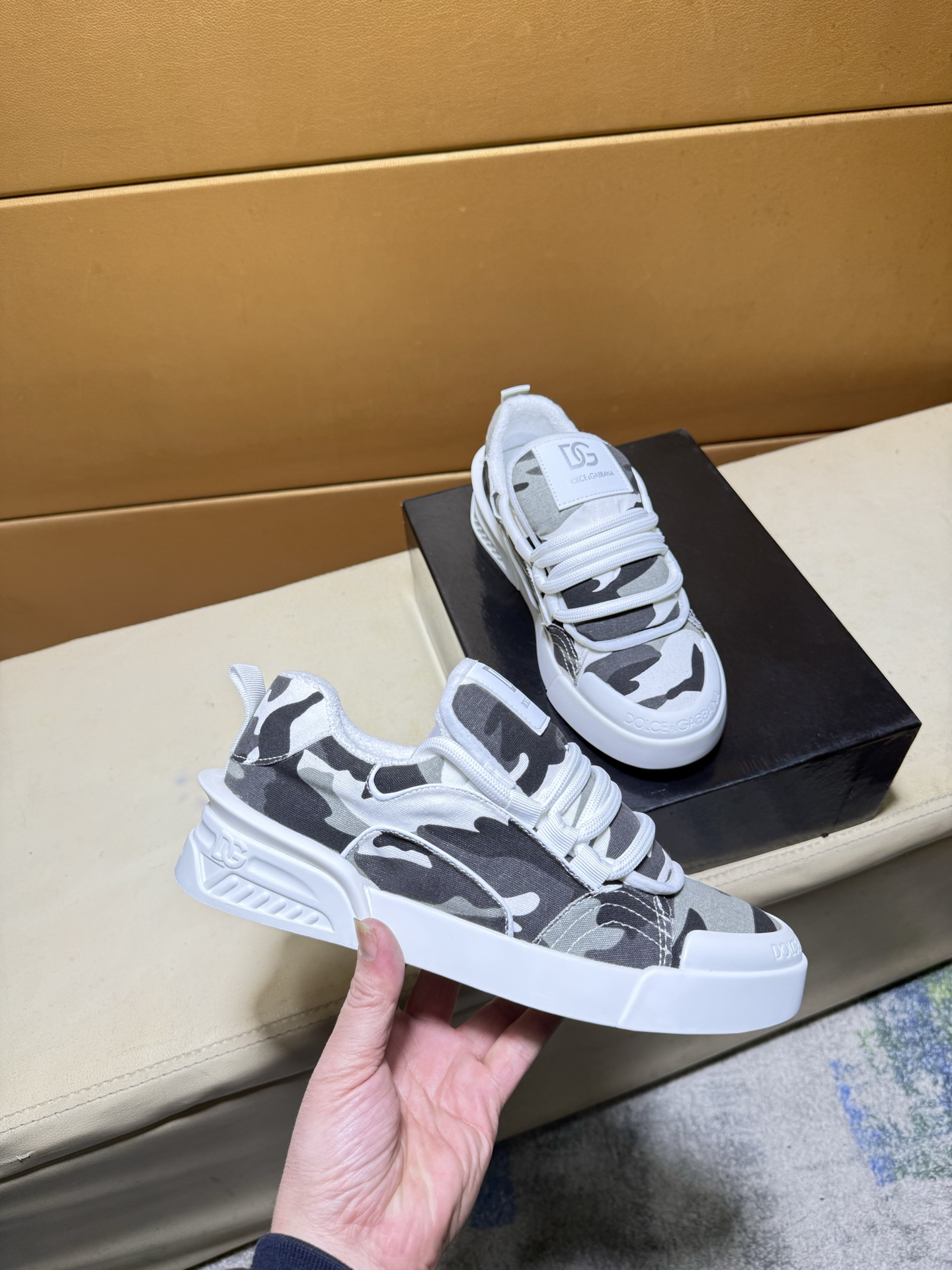 D&G Sneakers-200