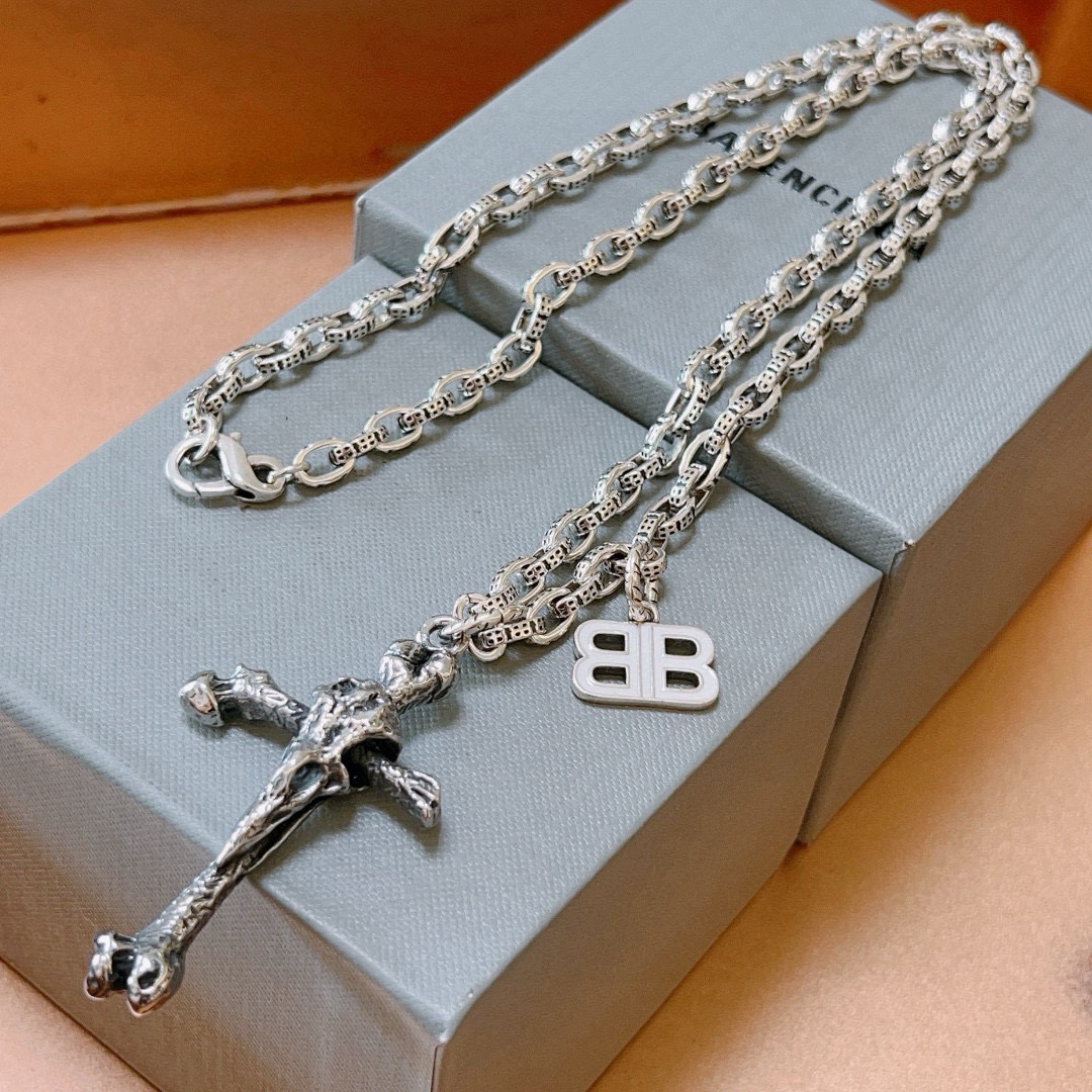Balenciaga necklace-85