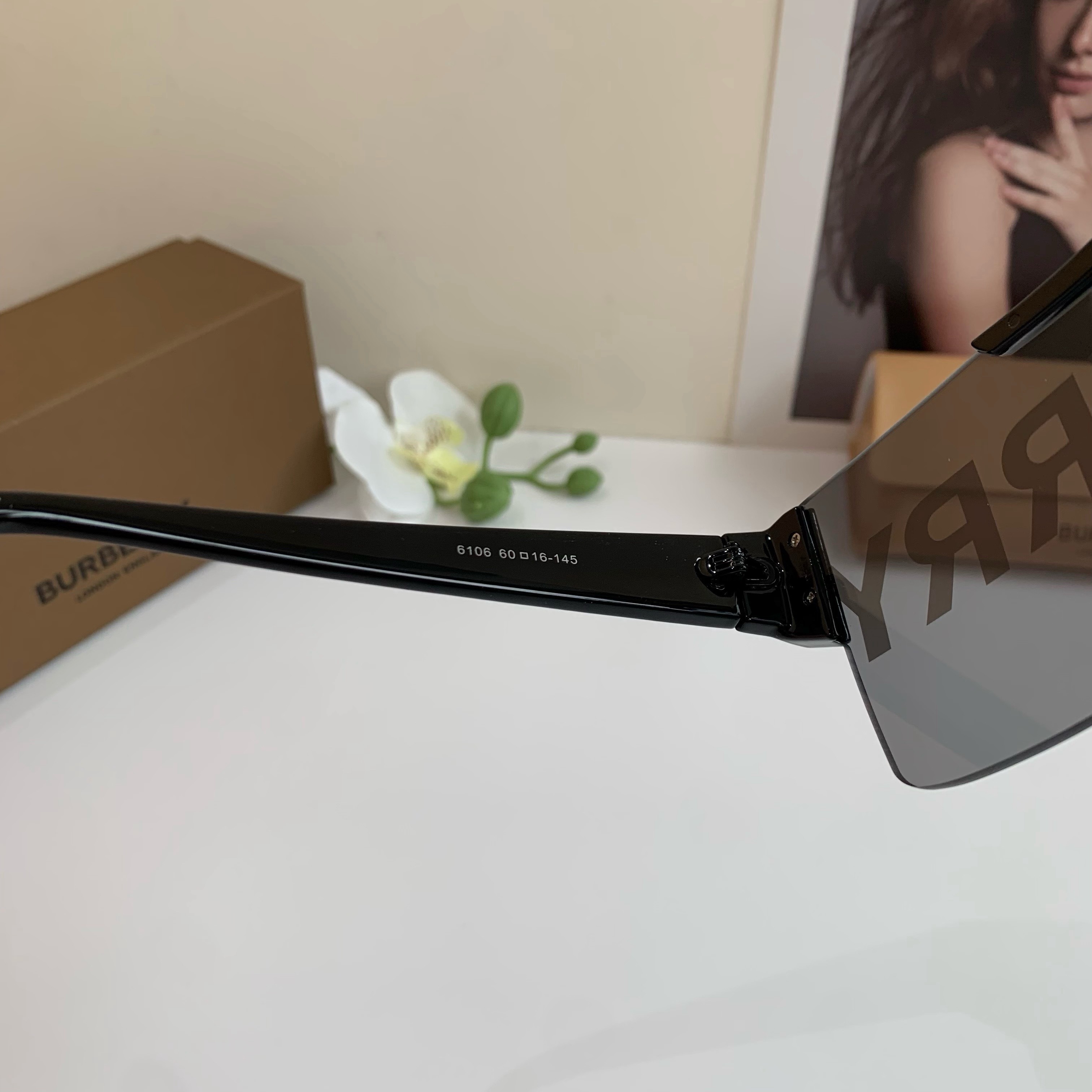 Burberry glasses-63