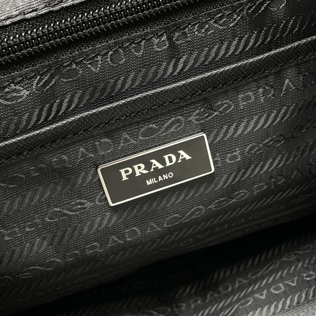 Prada bag-296