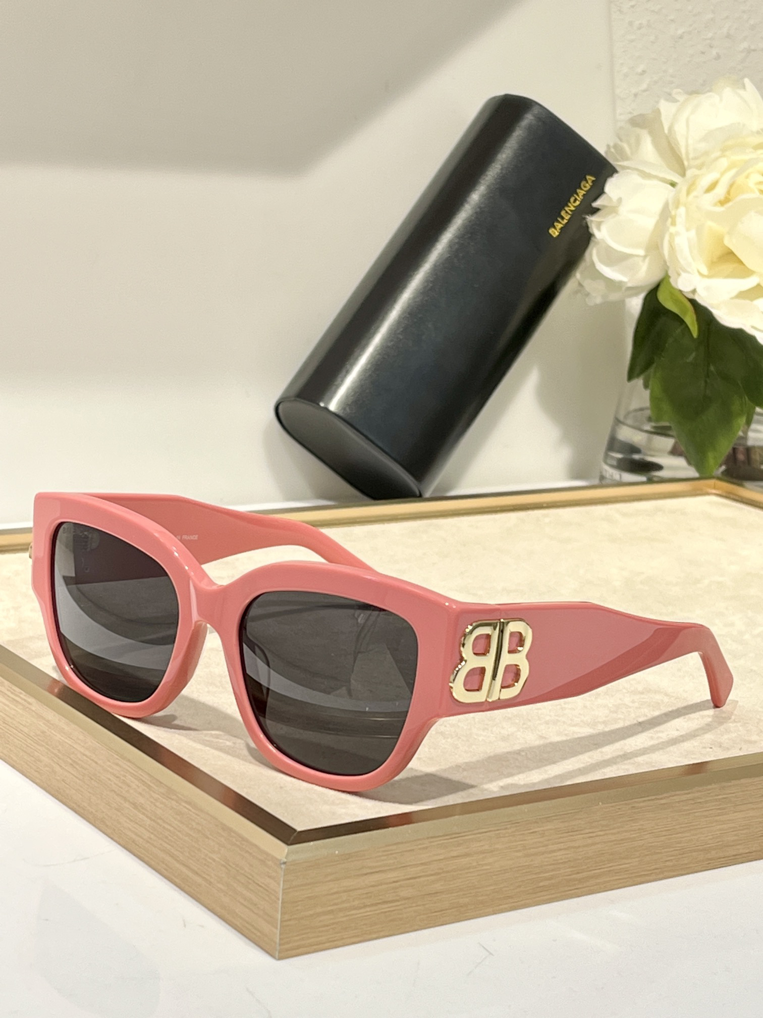 Balenciaga glasses-11