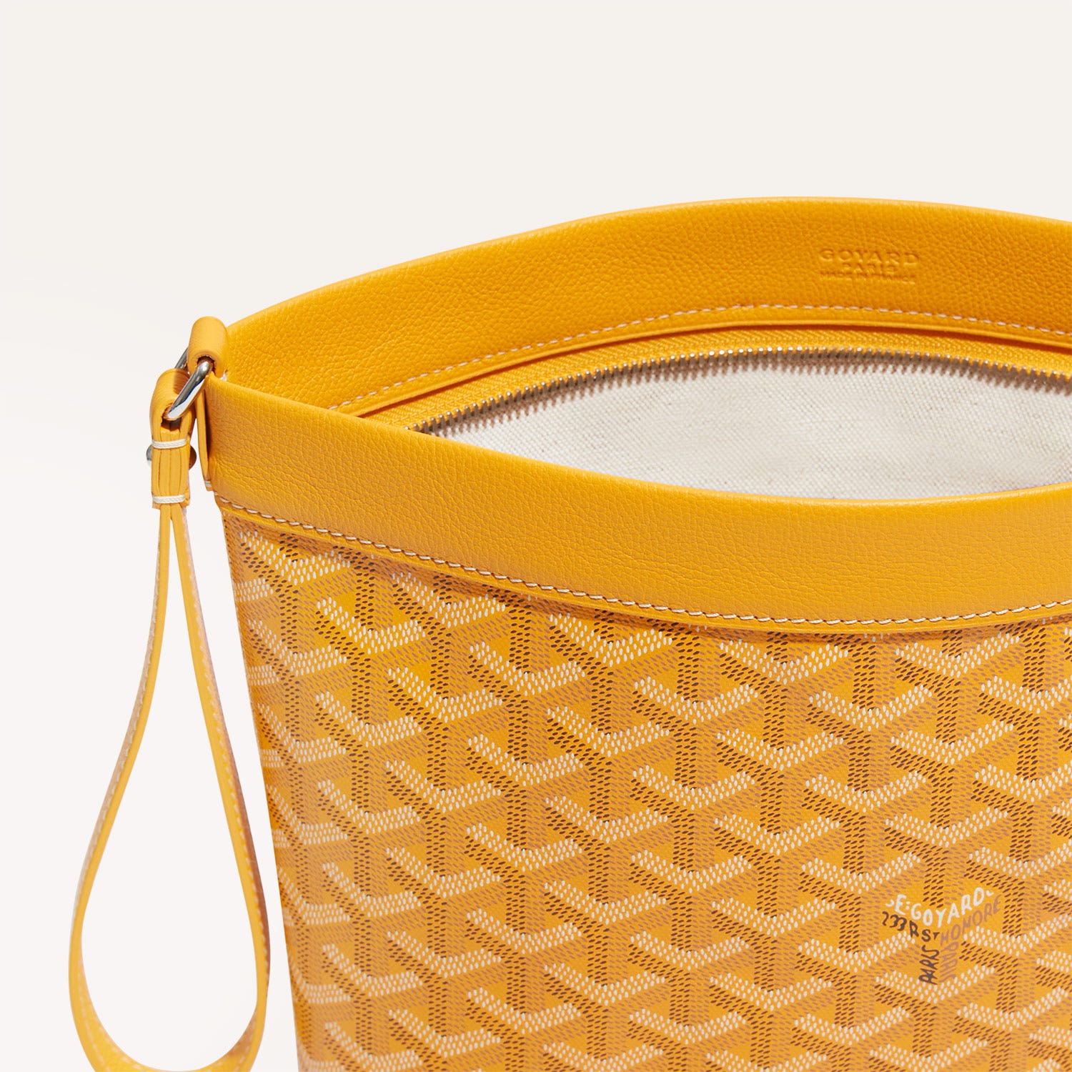 Conti pouch