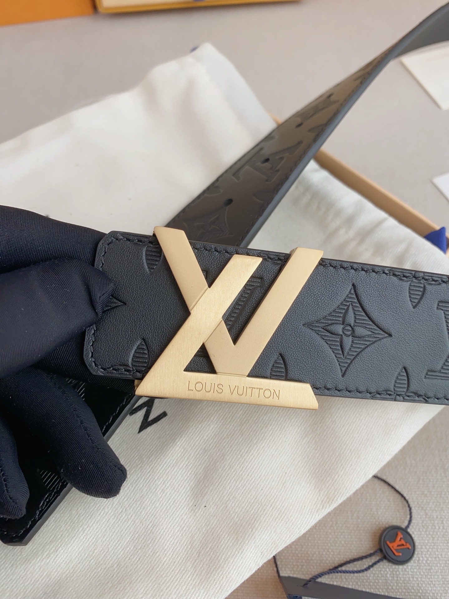 Lv belt-116
