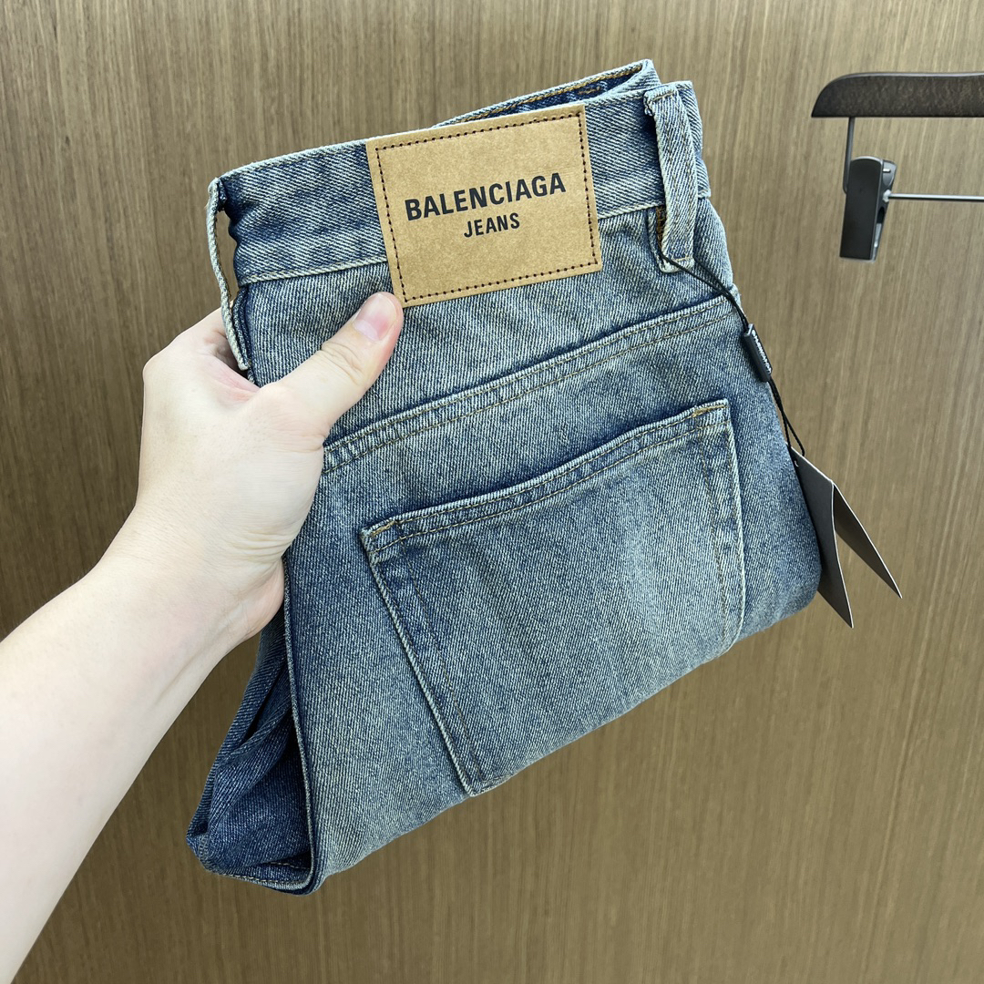 Balenciaga clothing-53