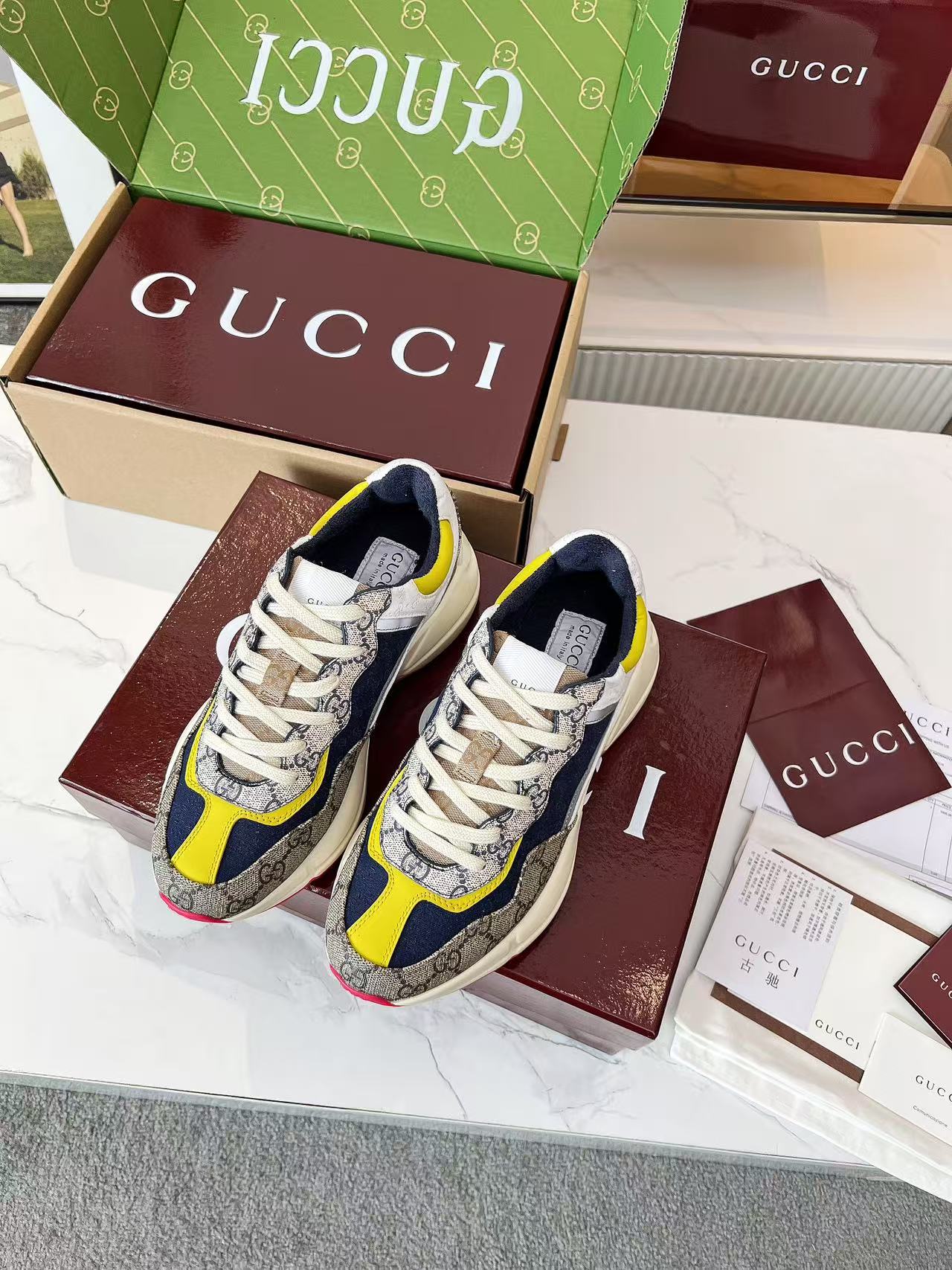 Gucci Sneakers-70
