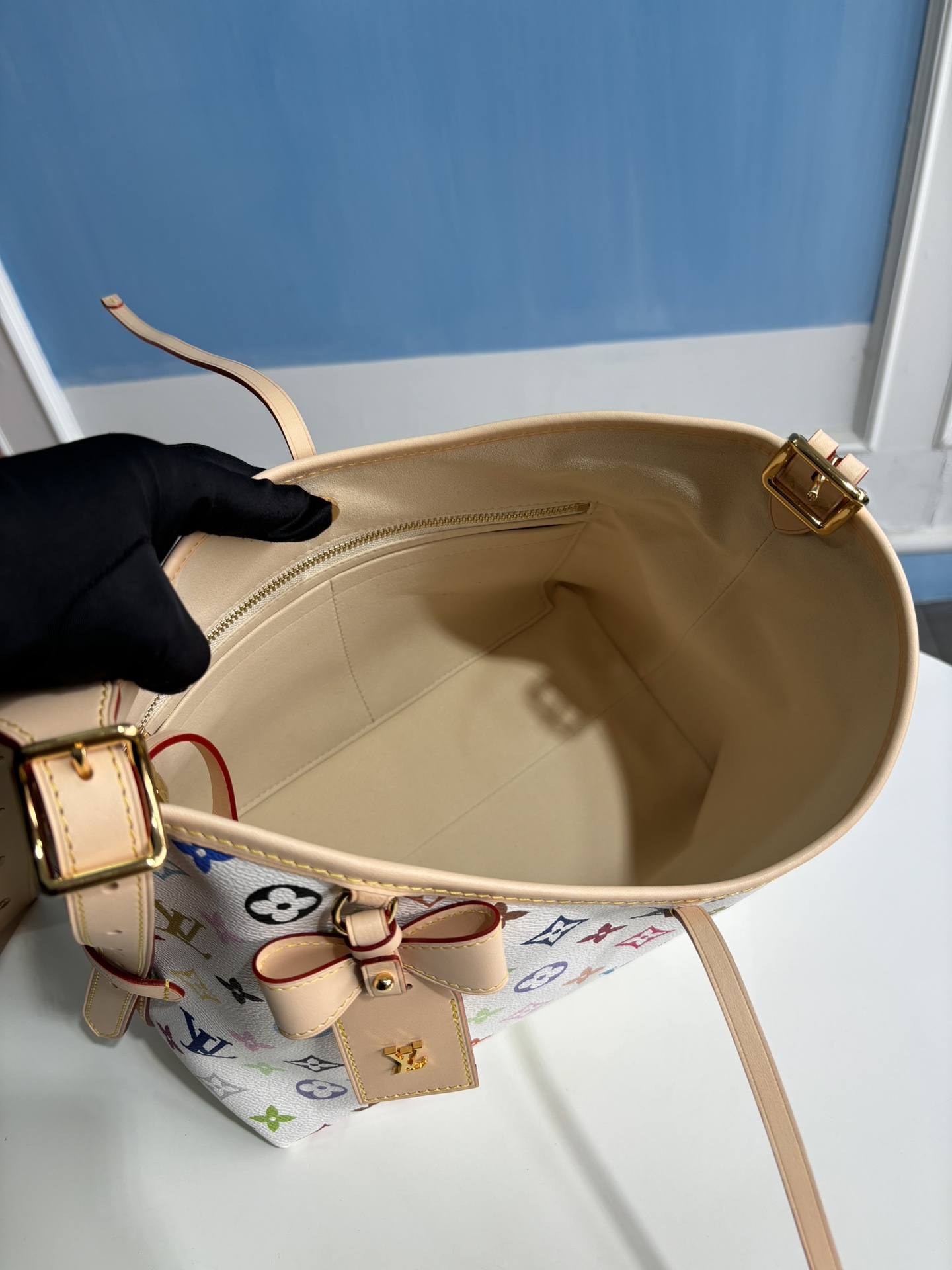 Louis Vuitton bag-90