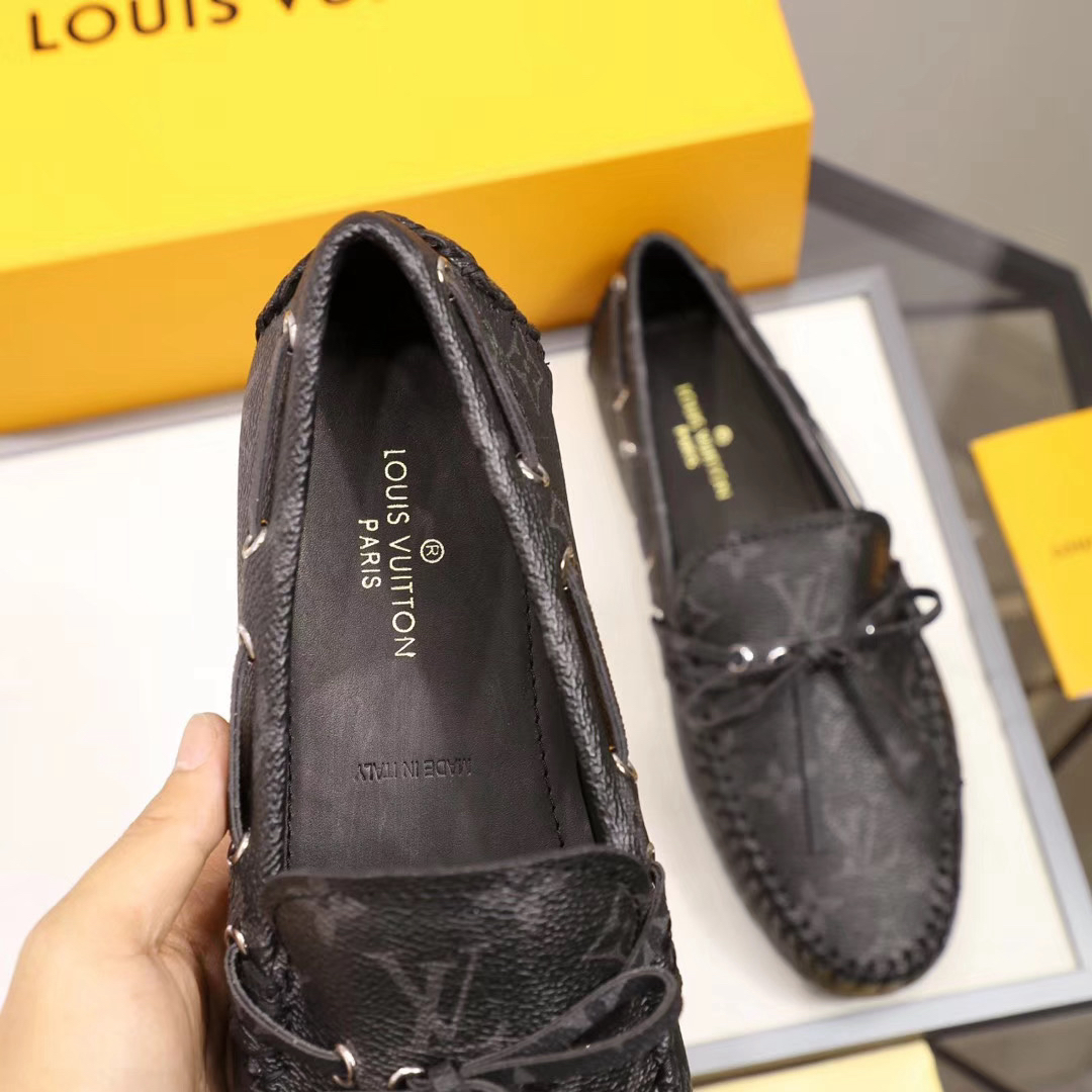 LV women's leather shoes-31