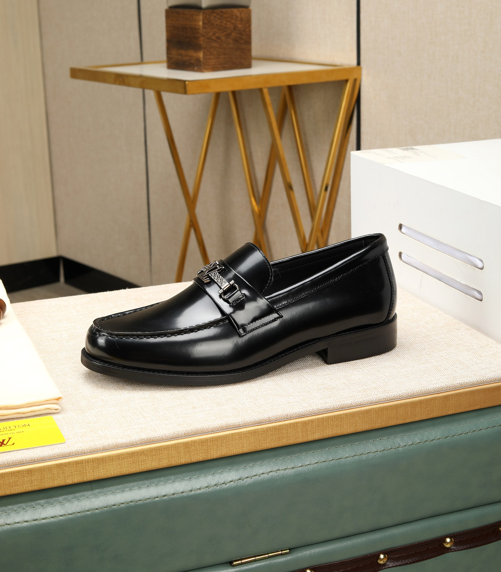 LV men's leather shoes-49
