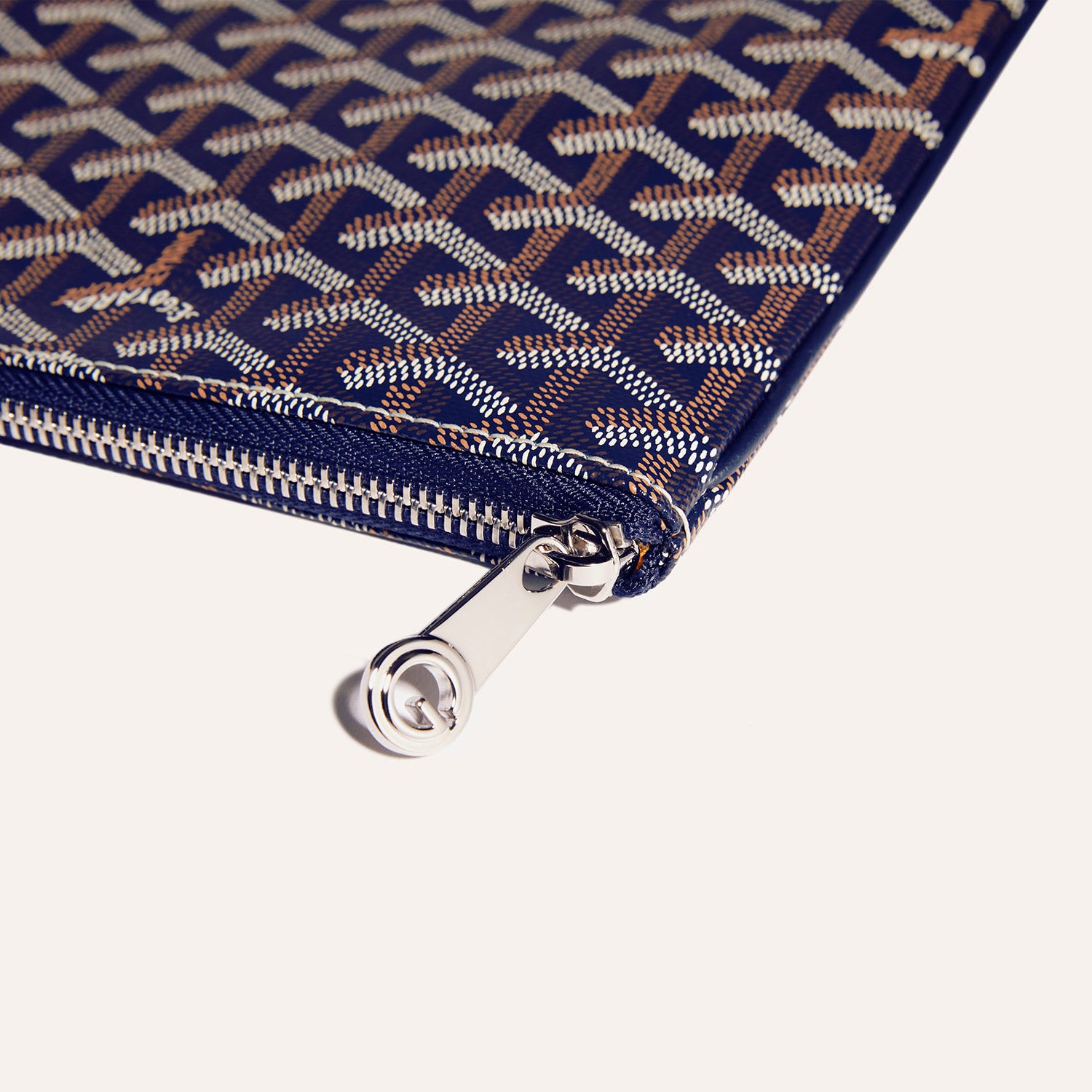 Sénat MGM Pouch