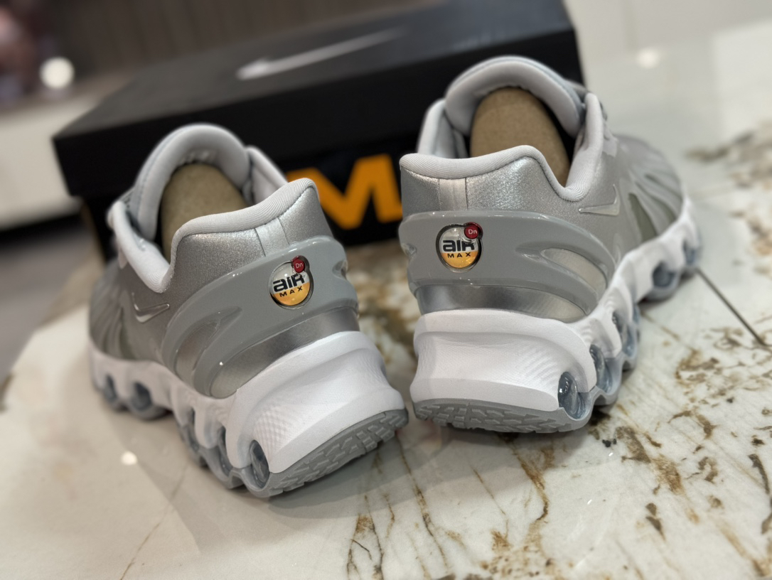 Nike Sneakers-259
