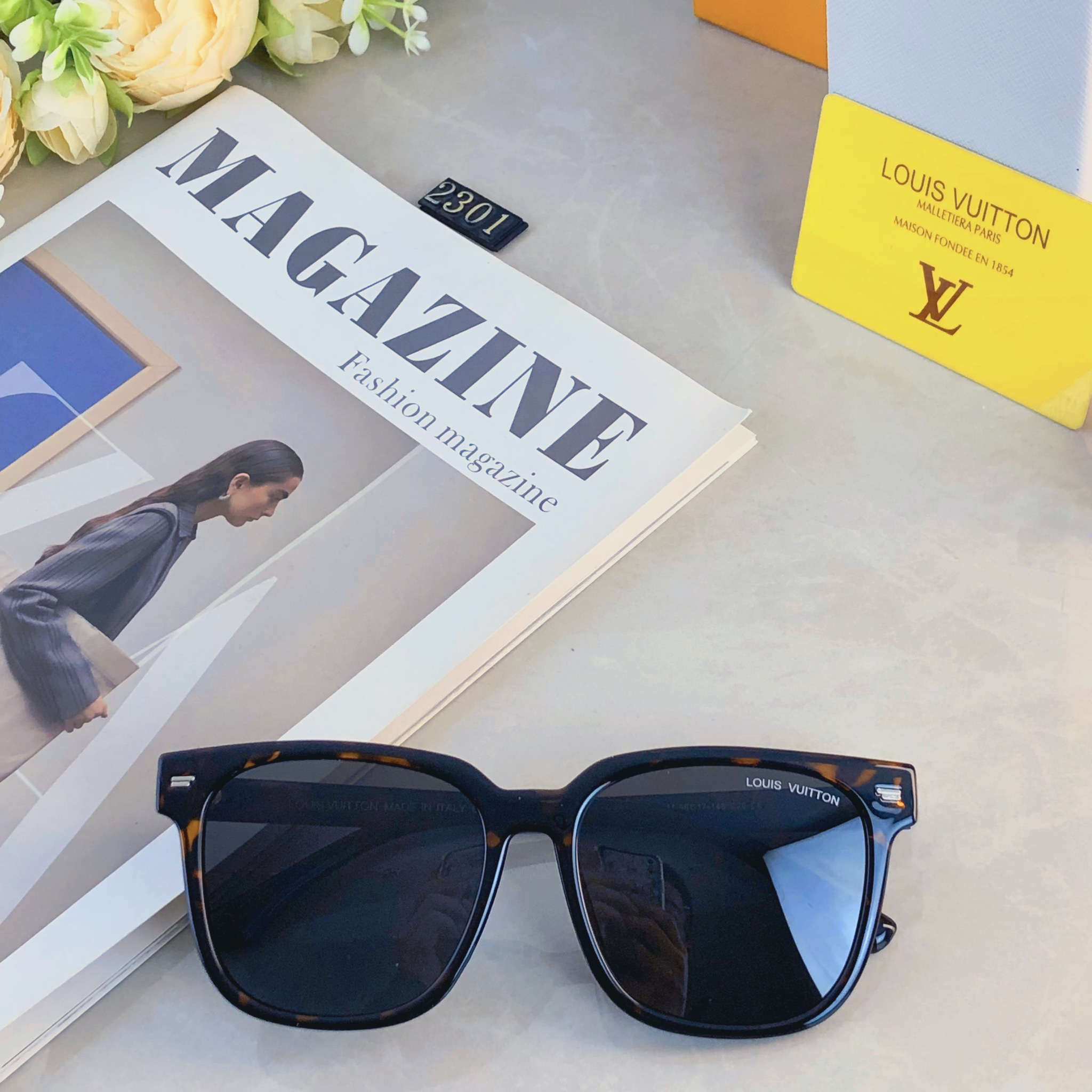 LV glasses-29