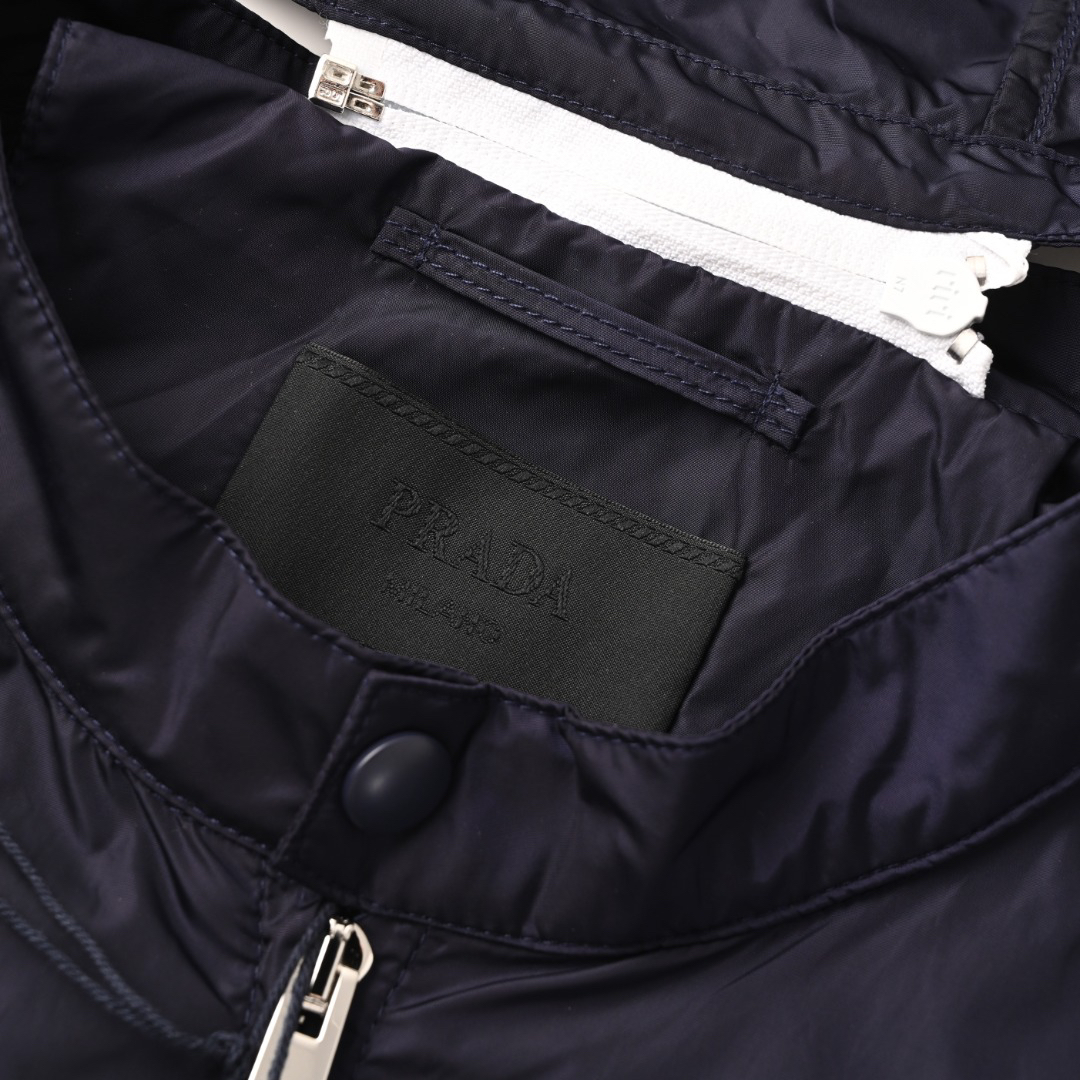 Prada Clothing-372