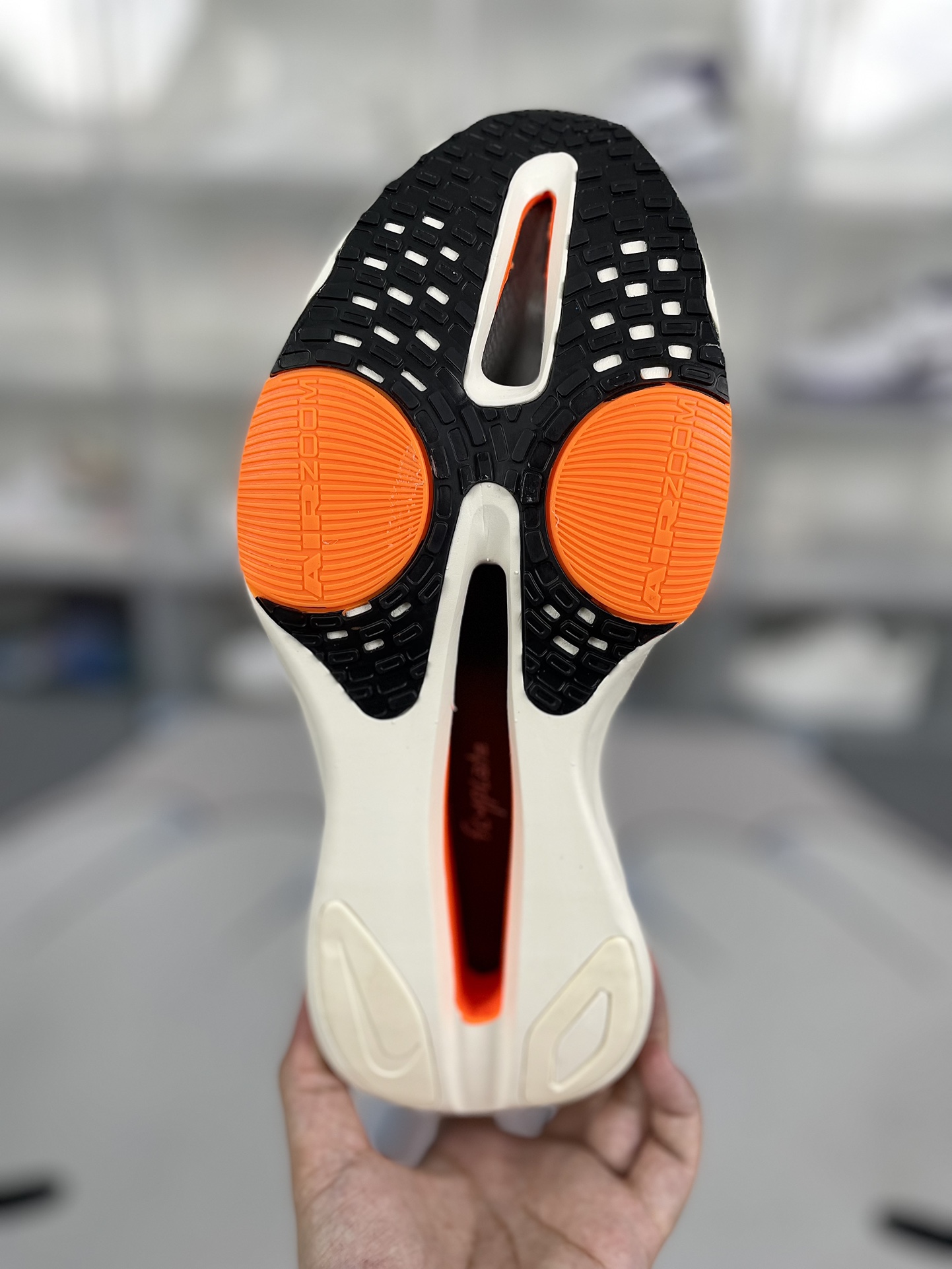 Nike Sneakers-330