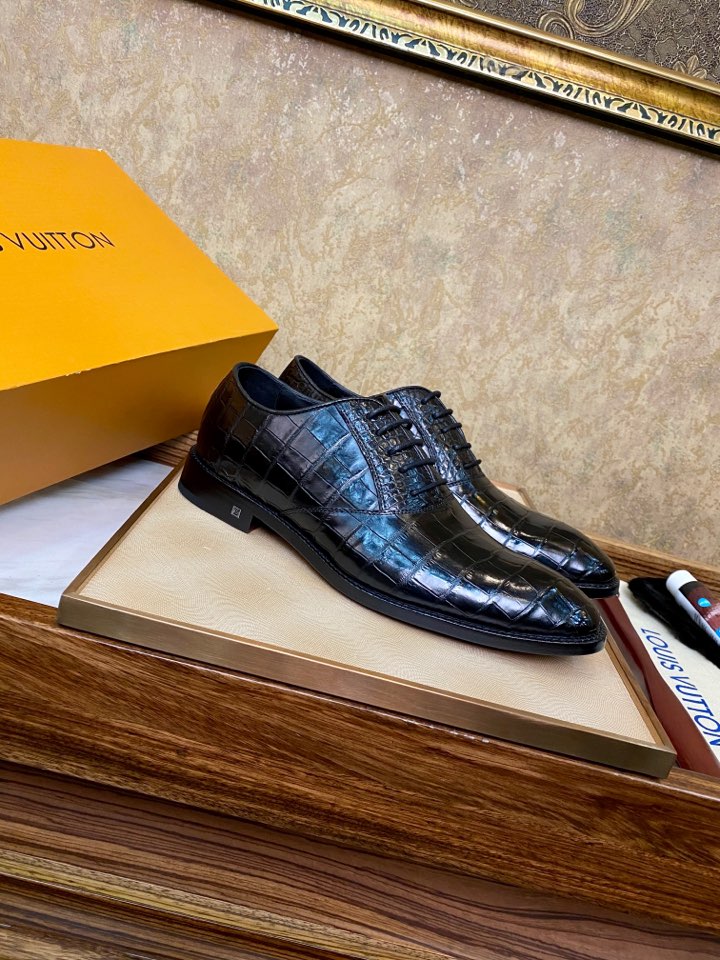 LV men's leather shoes-1