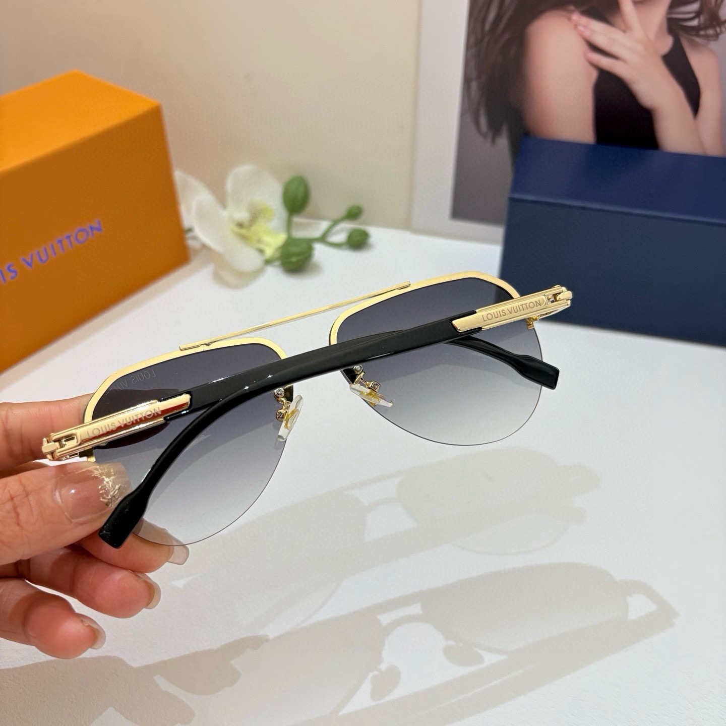 LV glasses-56