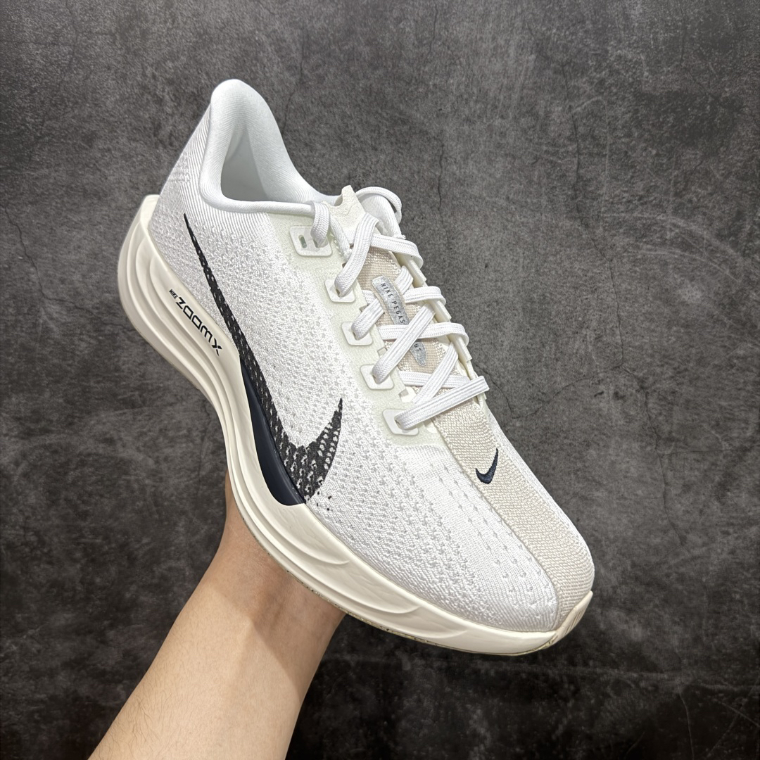 Nike Sneakers-98