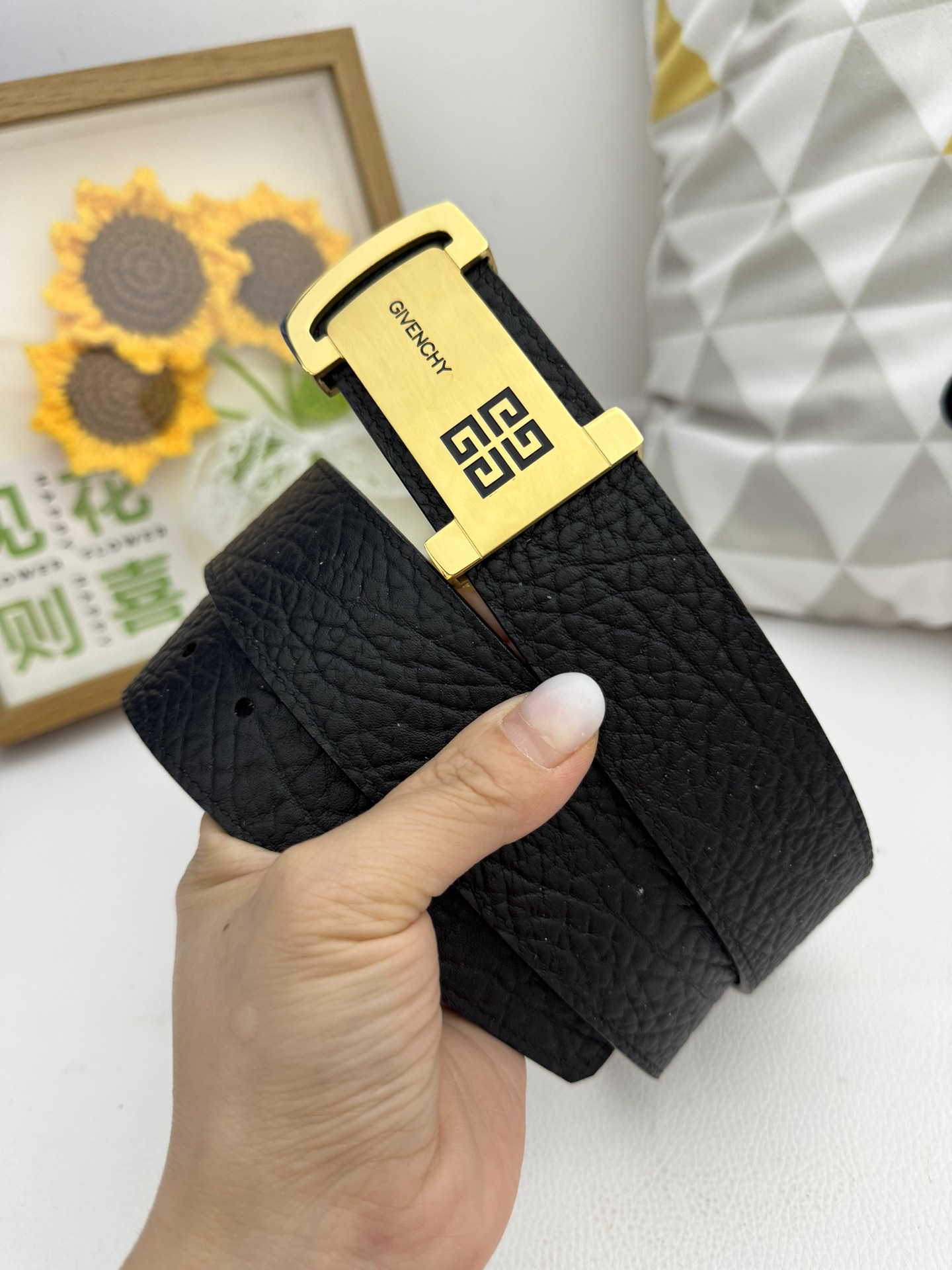 Givenchy belt-132