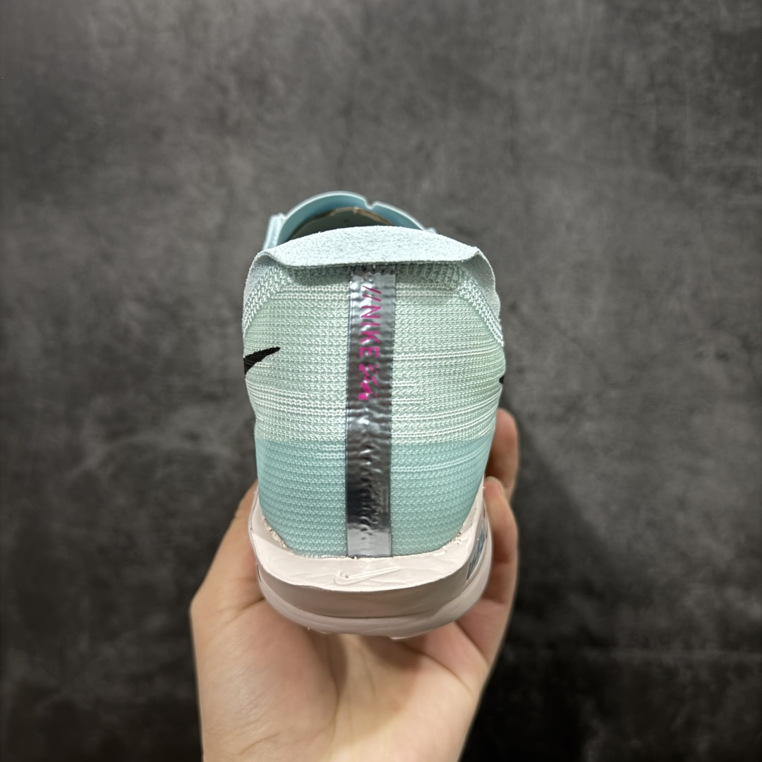 Nike Sneakers-101