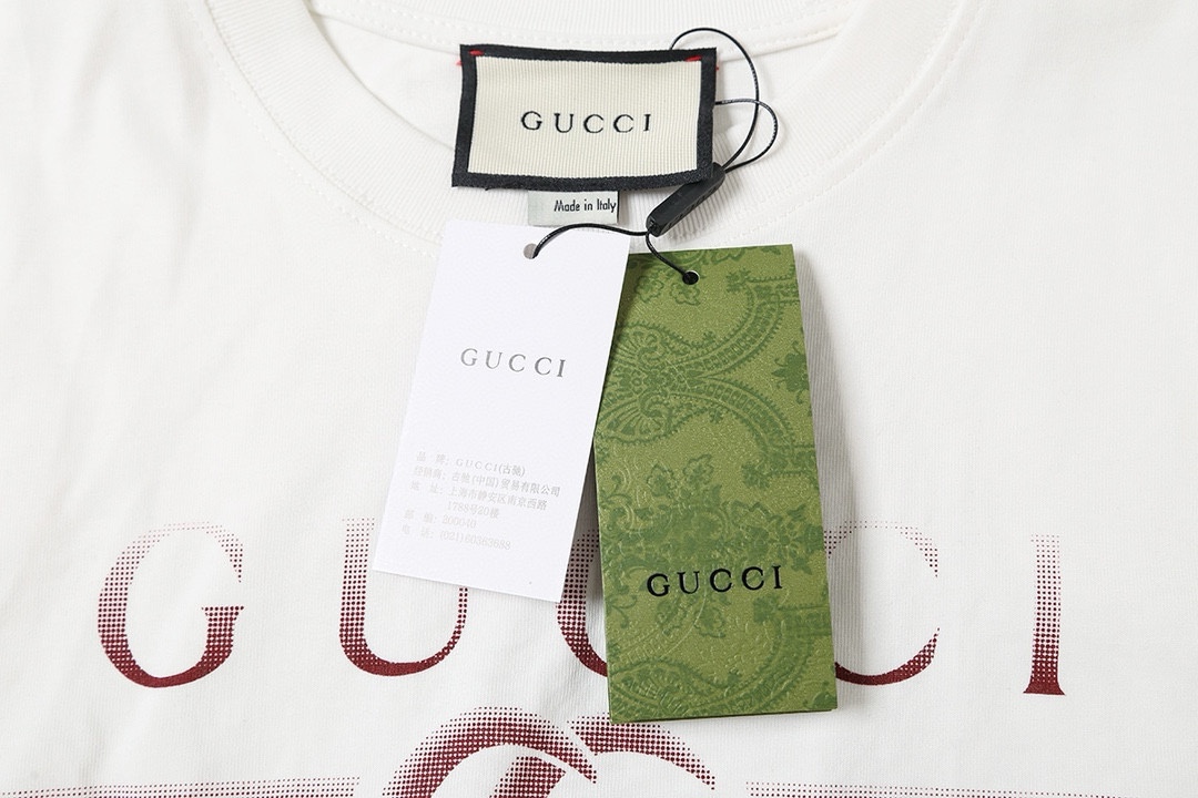 Gucci clothing-23
