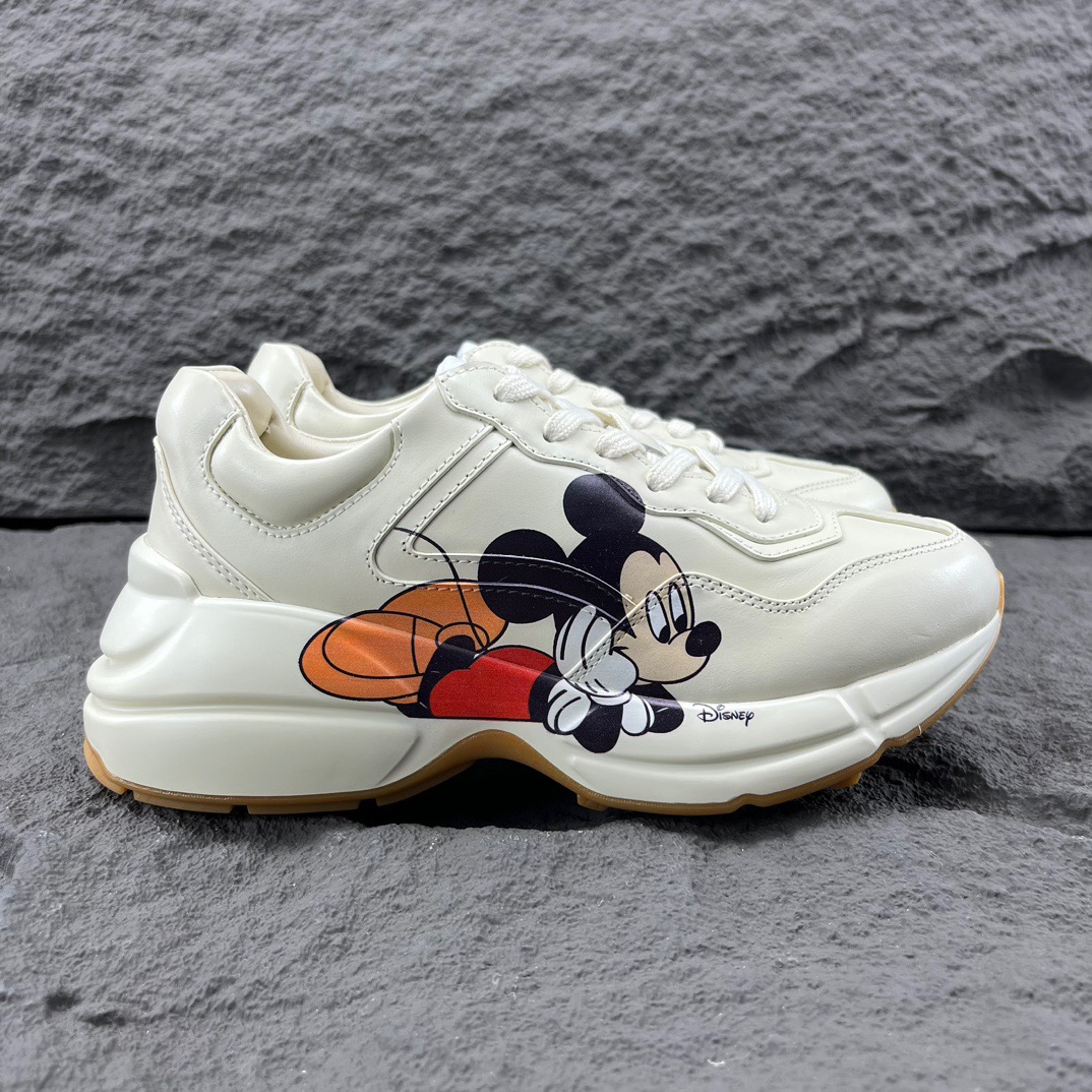 Gucci Sneakers-171