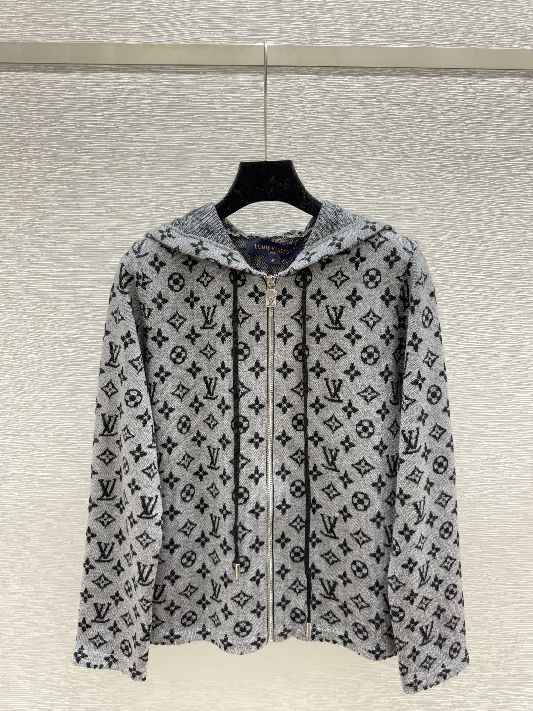 LV Clothing-320